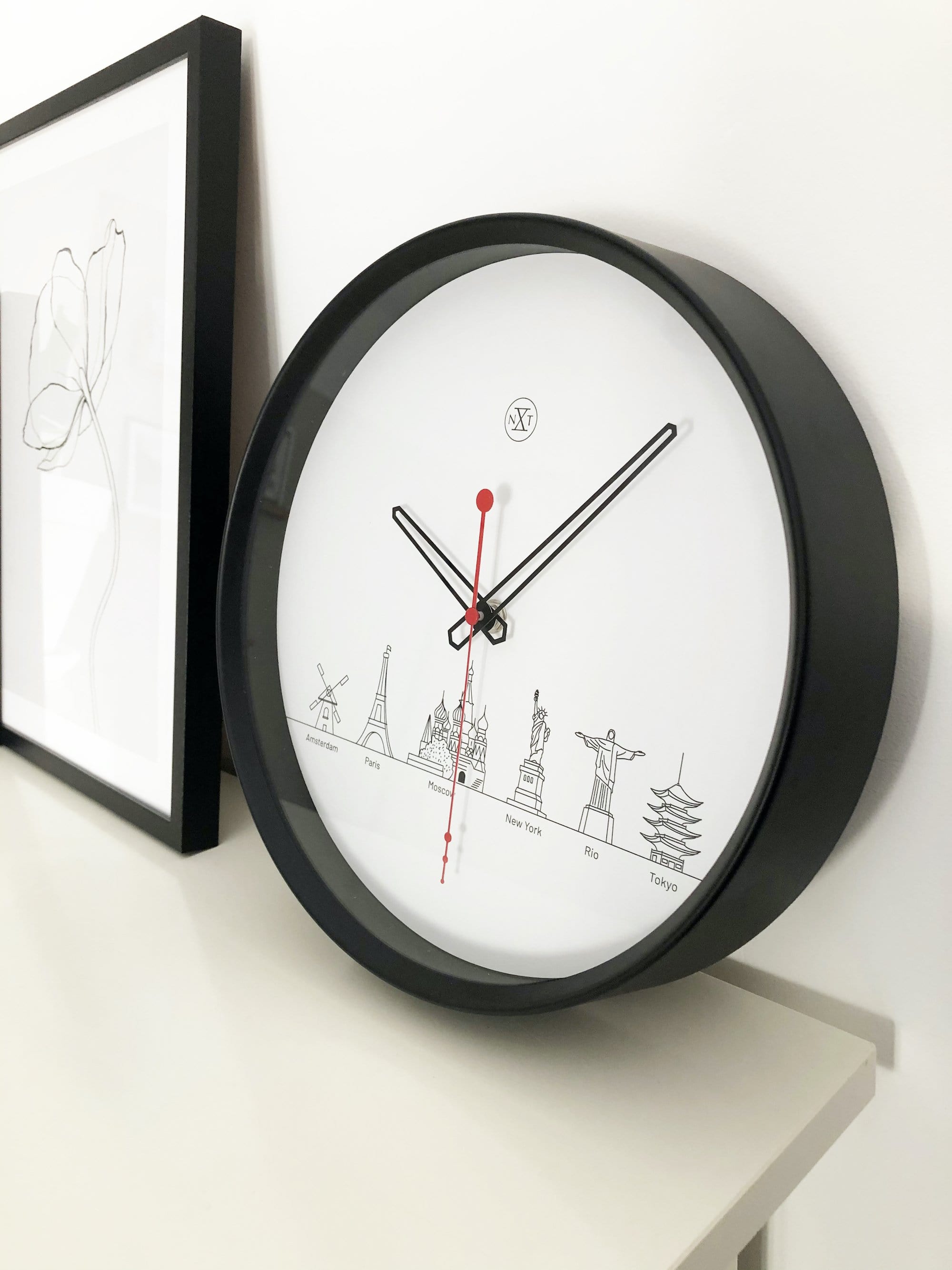 nextime-worldtour-wanduhr-30cm-kunststoff-schwarz-wei-lautlos image 5