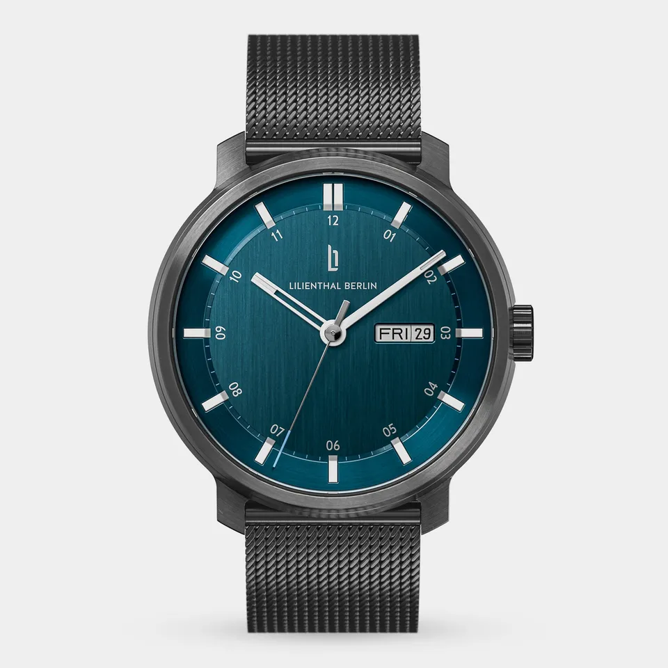 lilienthal-berlin-neolux-day-date-automatikuhr-dark-silver-blue-42-mm image 1