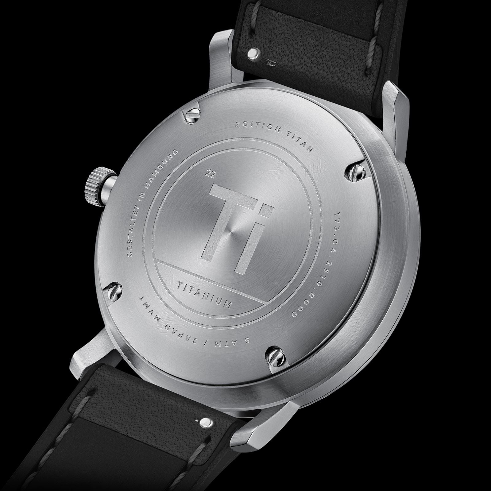 sternglas-naos-solar-edition-titan-sandbraun-silber-38-mm-solaruhr-aus-titan-gra image 8