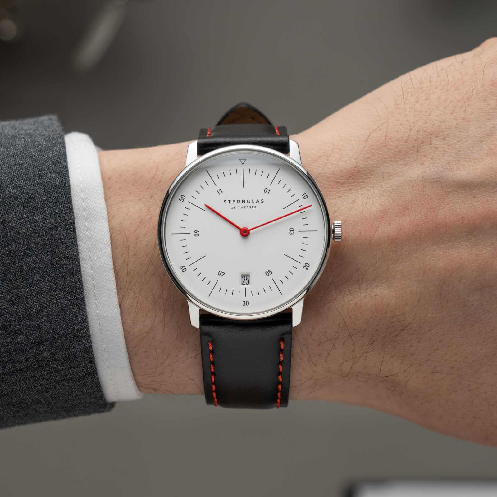 sternglas-naos-edition-bremen-herrenuhr-38-mm-rot image 2