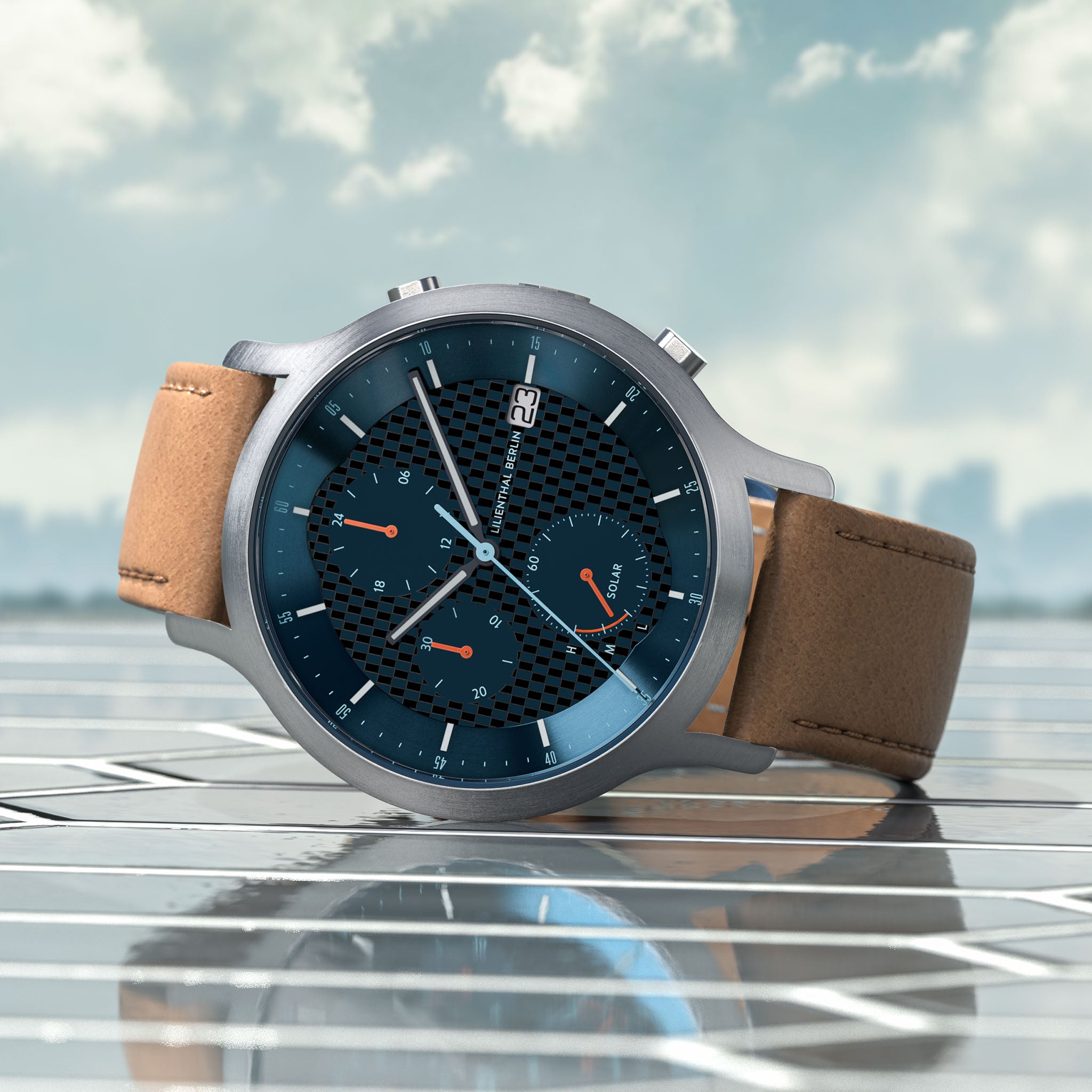 lilienthal-berlin-chronograph-solar-edition-v-solaruhr-carbon image 3