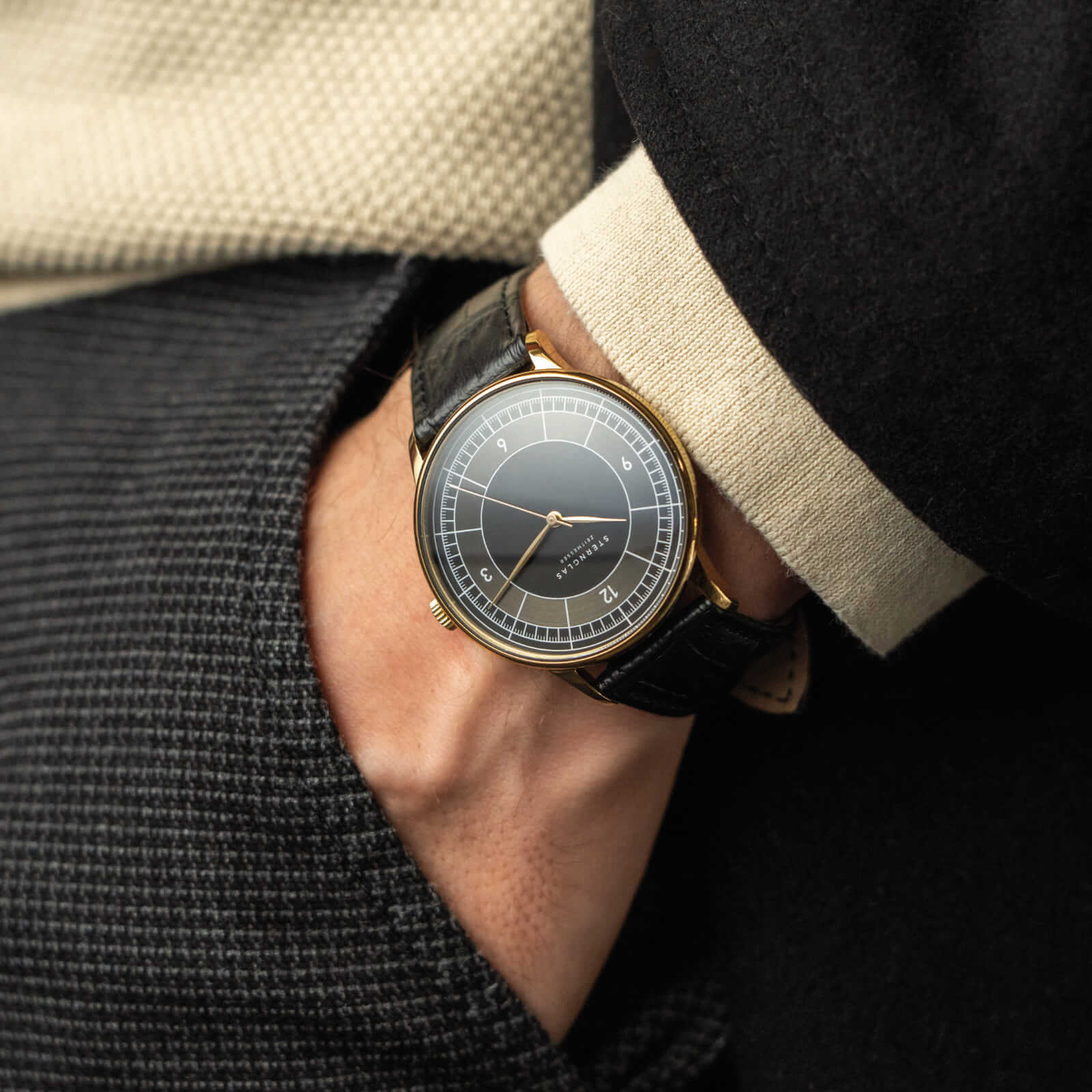 sternglas-sedius-herrenuhr-40mm-schwarz-leder image 2