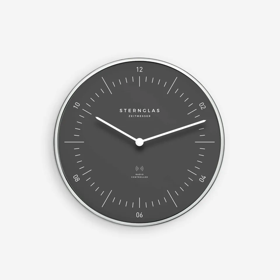 sternglas-naos-funk-wanduhr-sturmgrau-aluminium image 1