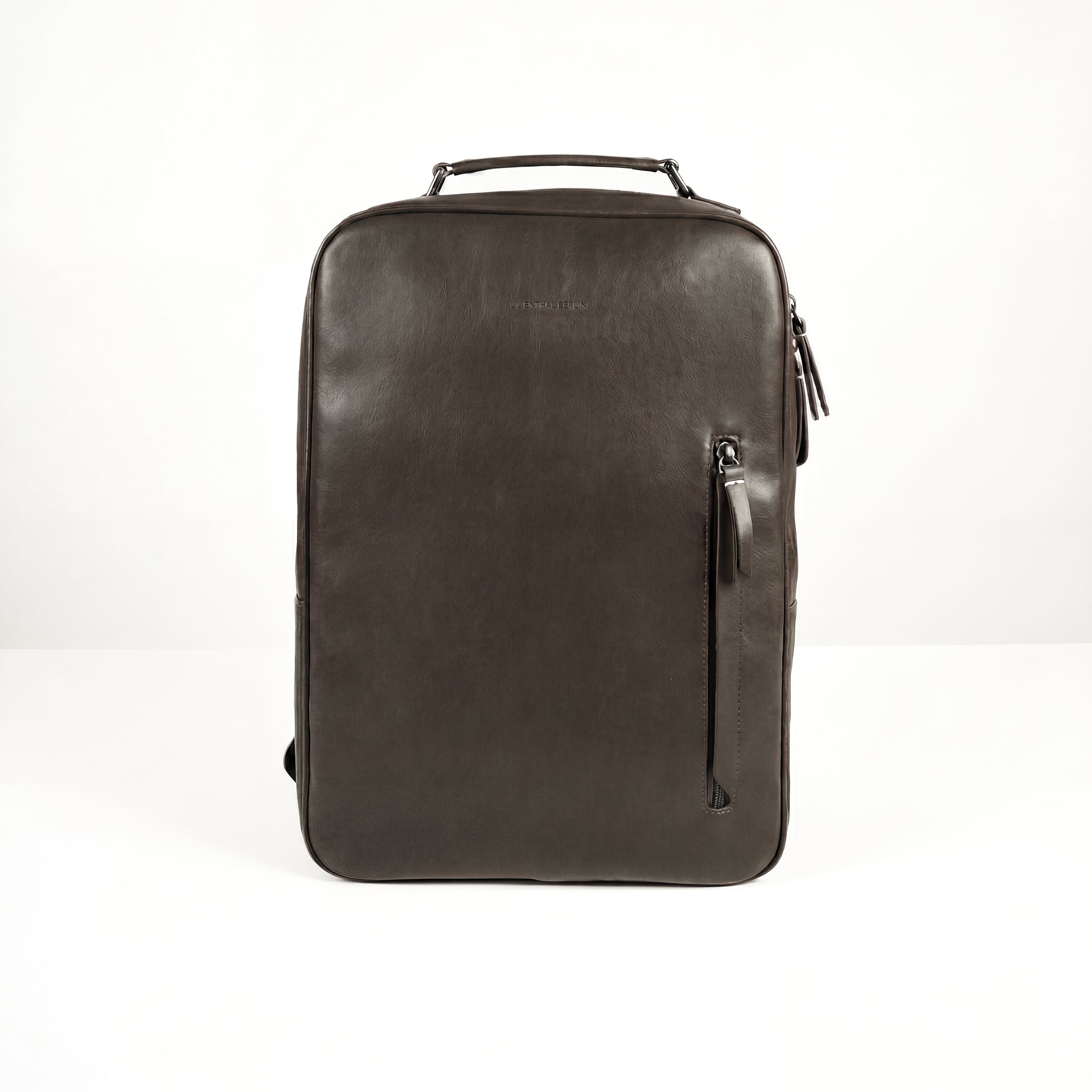 lilienthal-berlin-virtuoso-minimalist-backpack-khaki-12-l-aus-kaktusleder image 1