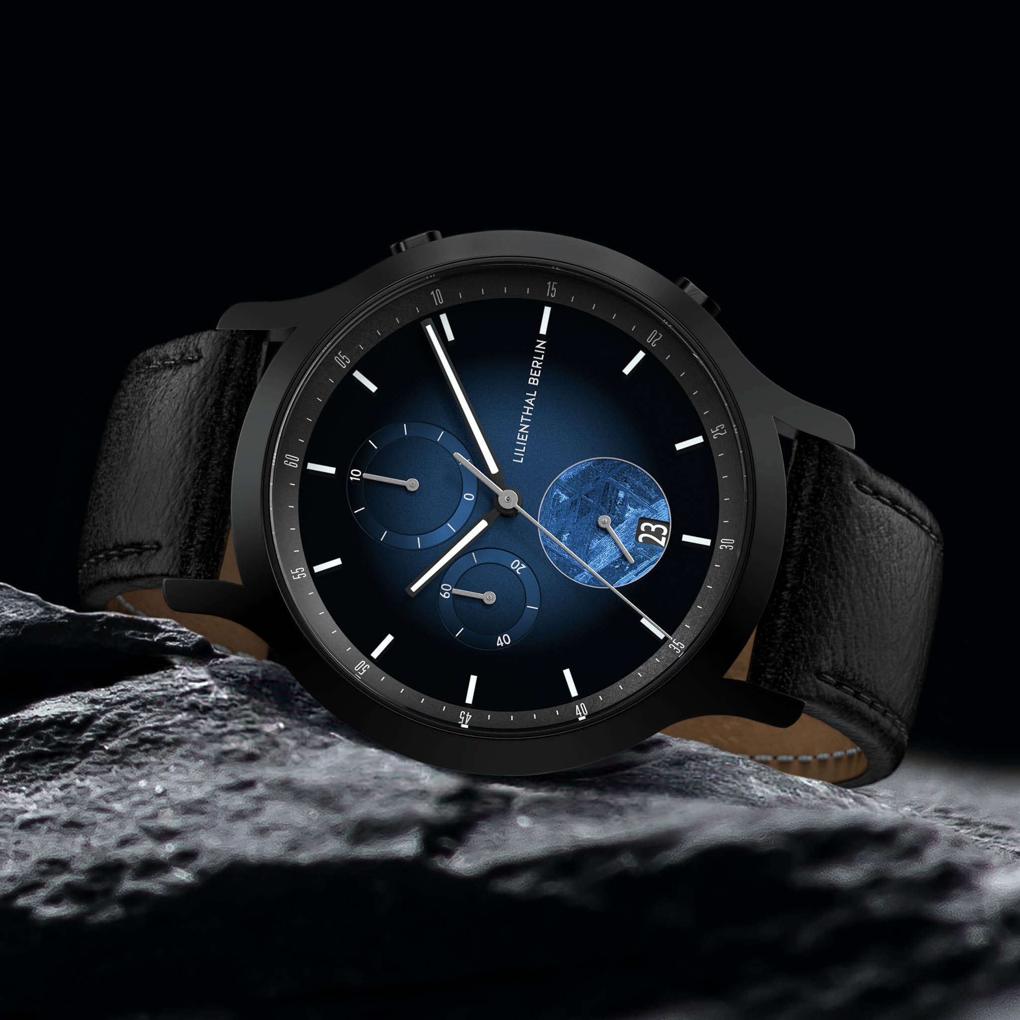 lilienthal-berlin-chronograph-meteorite-herrenuhr-blue-flare-meteorit image 3
