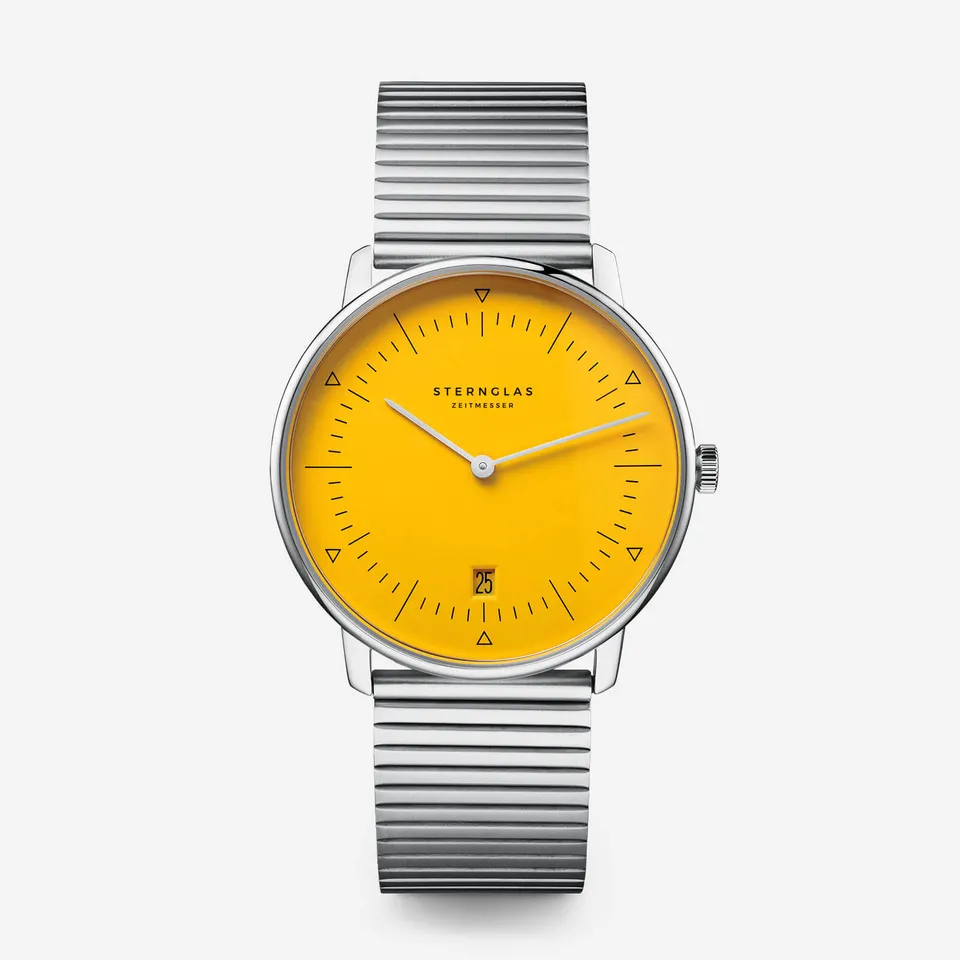 sternglas-naos-edition-bauhaus-ii-gelb-38-mm-saphirglas image 1