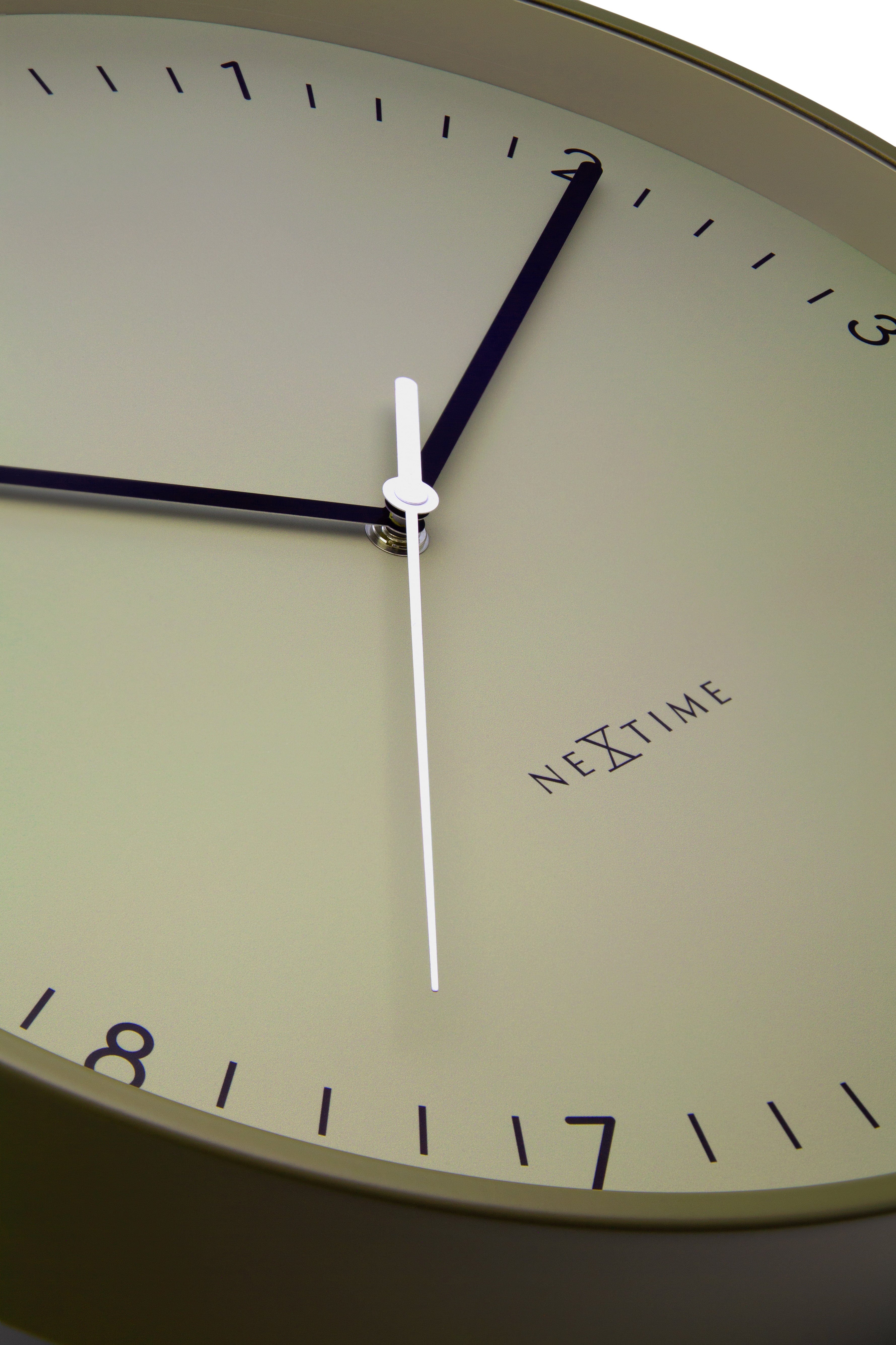 nextime-berlin-l-wanduhr-40-cm-metall-lautlos-khaki-lavendel-mint image 5