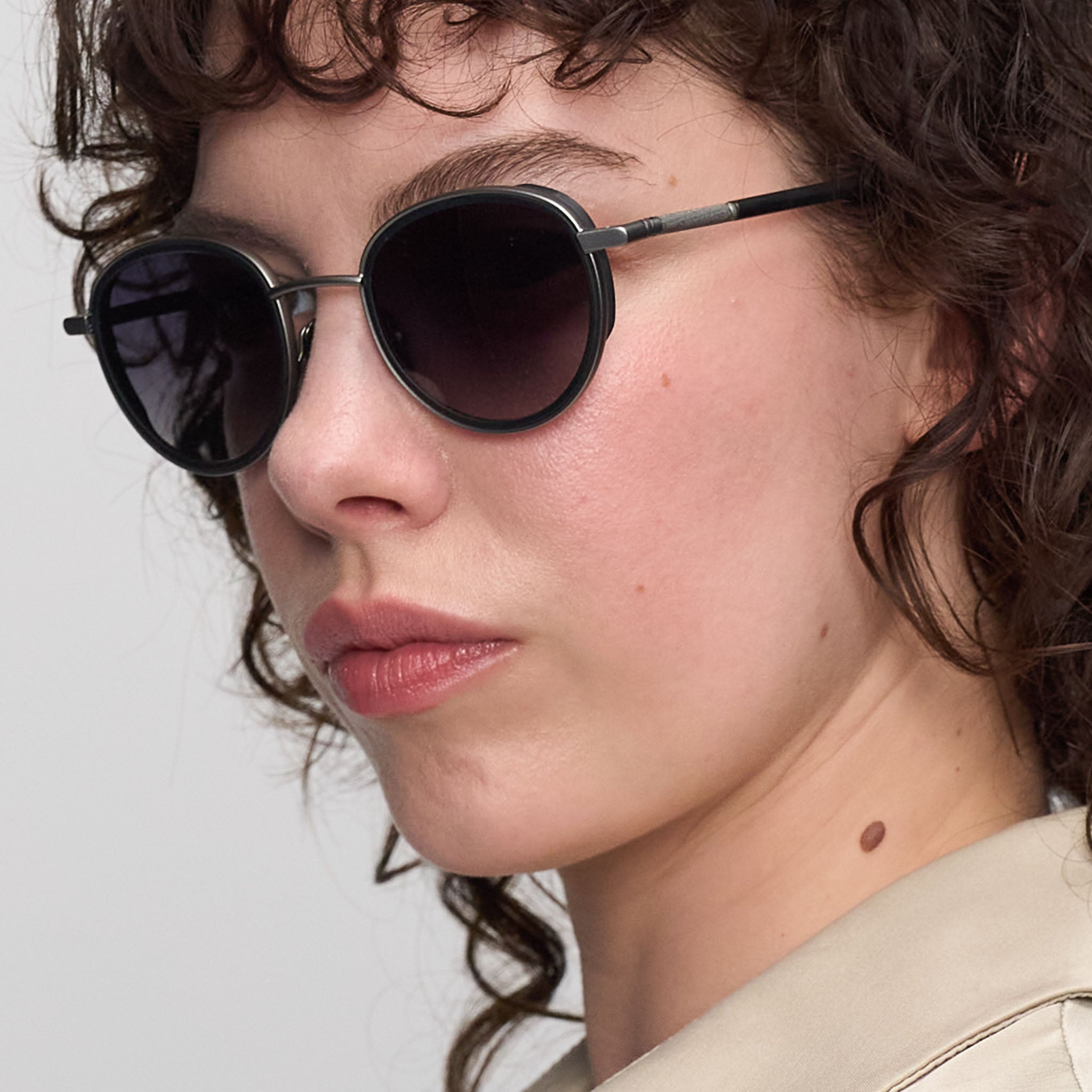 lilienthal-berlin-fusion-pop-sonnenbrille-anthracite-black-gray image 4
