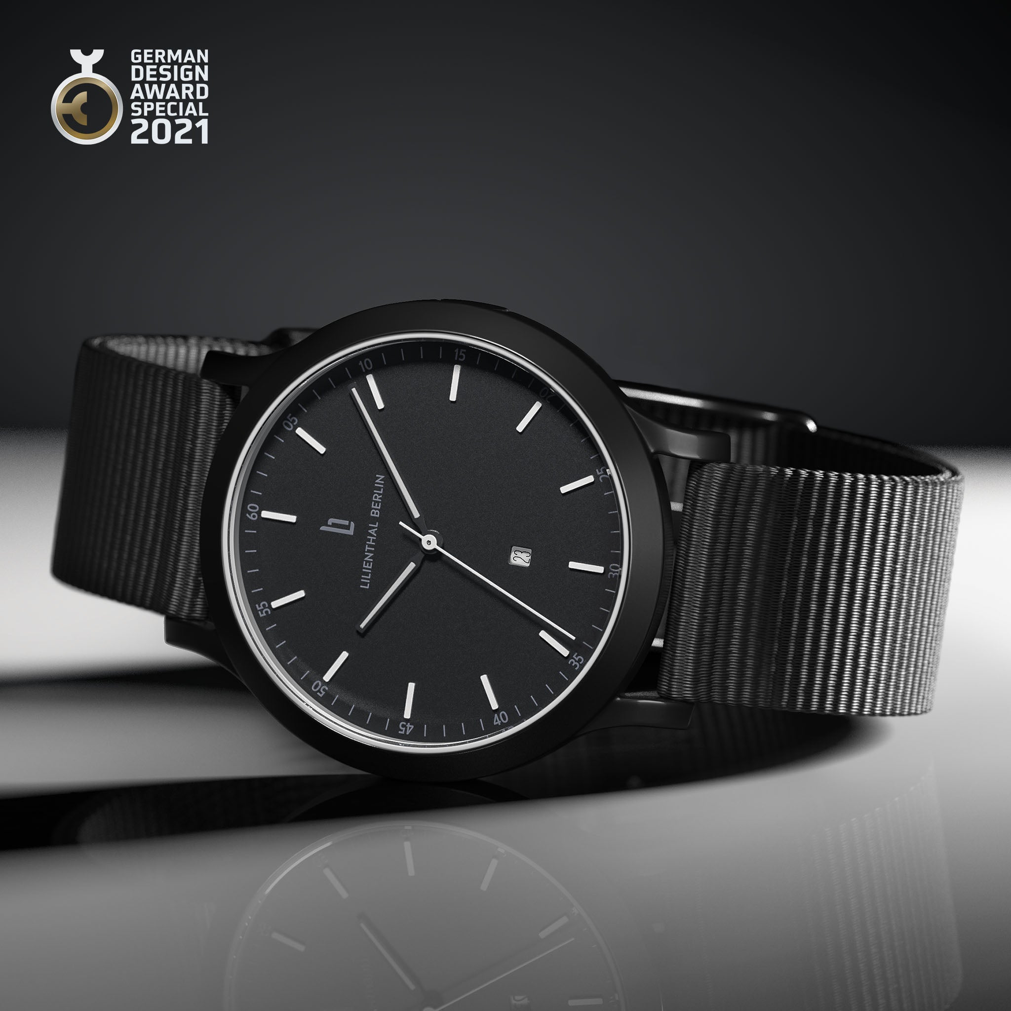 lilienthal-berlin-huxley-herrenuhr-black-white-5-atm image 3
