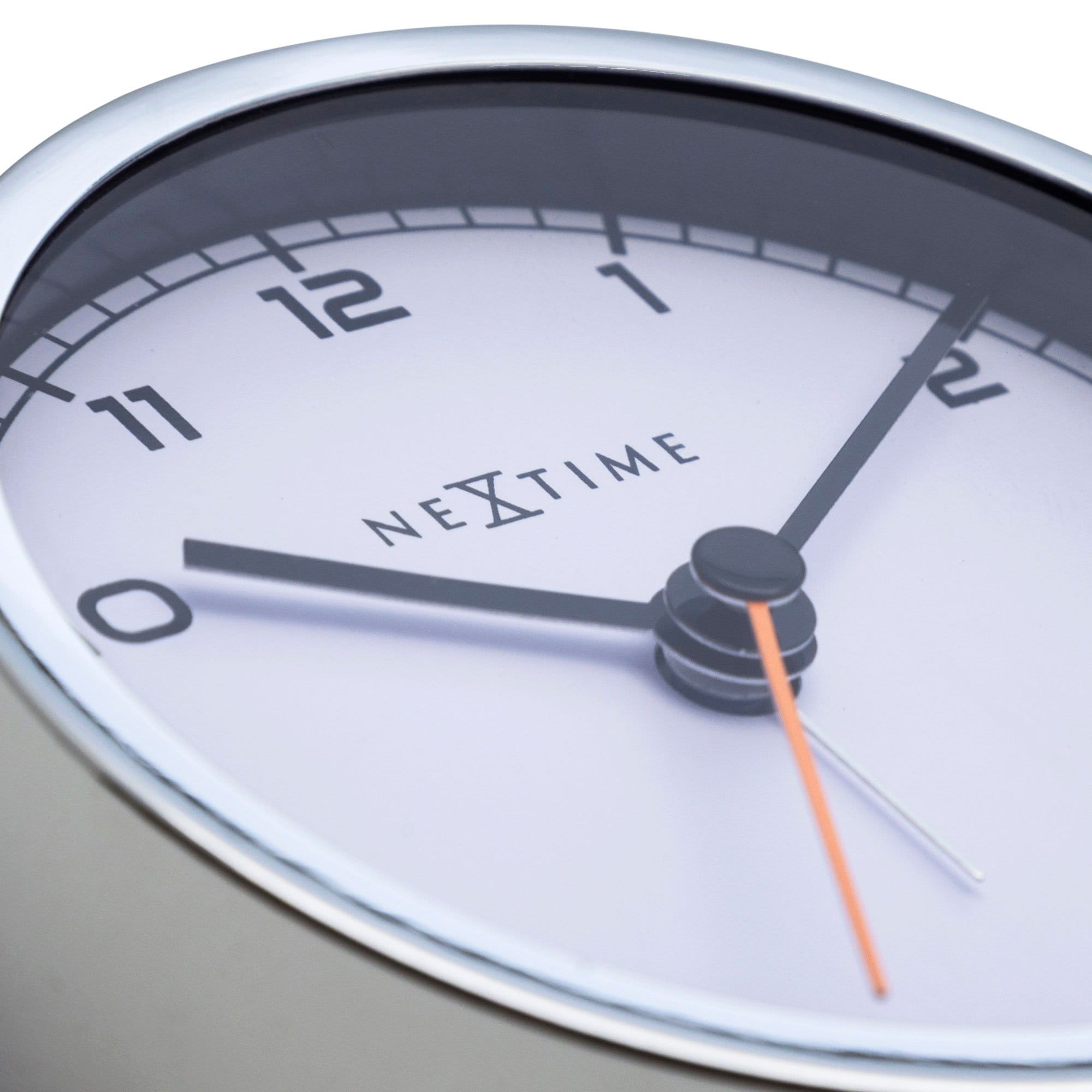 nextime-company-alarm-metall-wecker-9-cm-leise-in-schwarz-oder-wei image 4