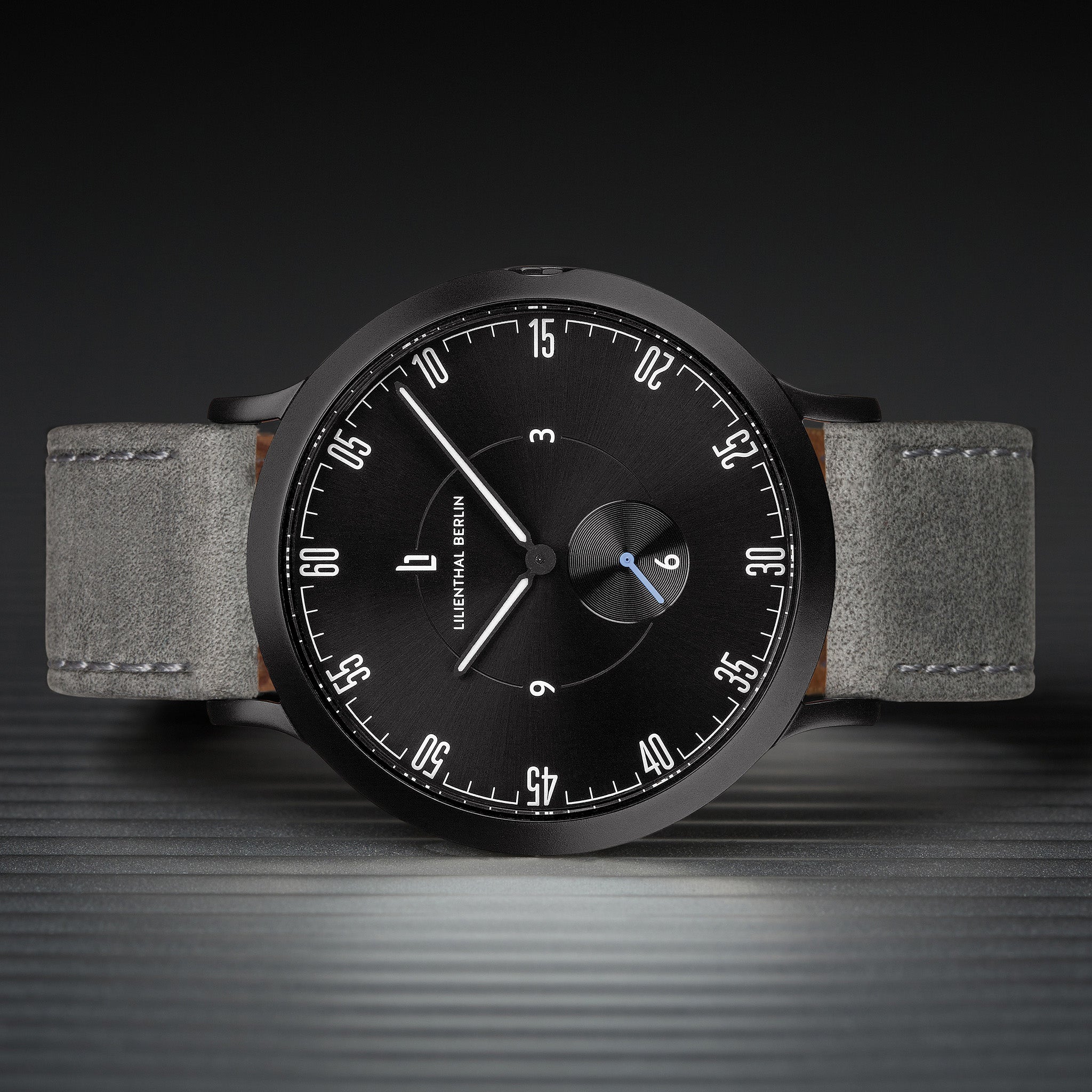 lilienthal-berlin-lilienthal-1-all-black-quarzuhr-42-5-mm image 3