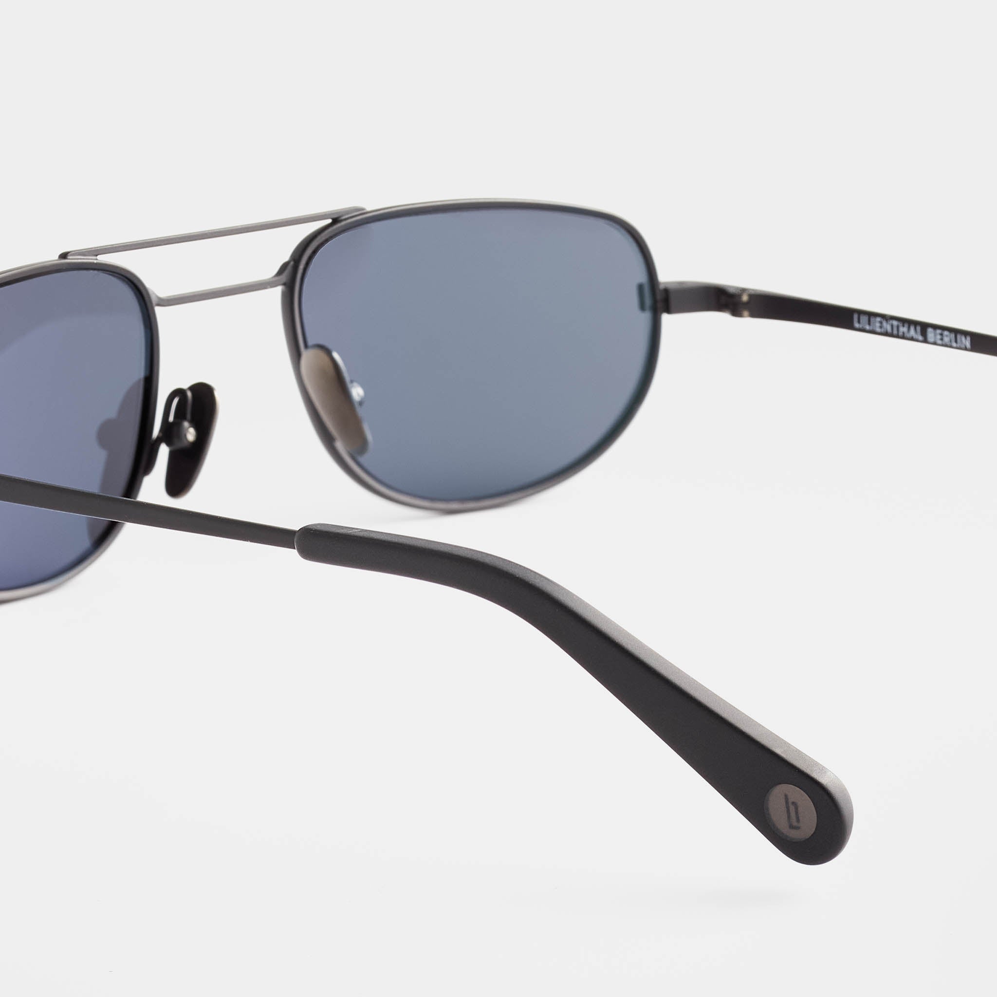 lilienthal-berlin-neo-wave-sonnenbrille-black-anthracite-gray image 6