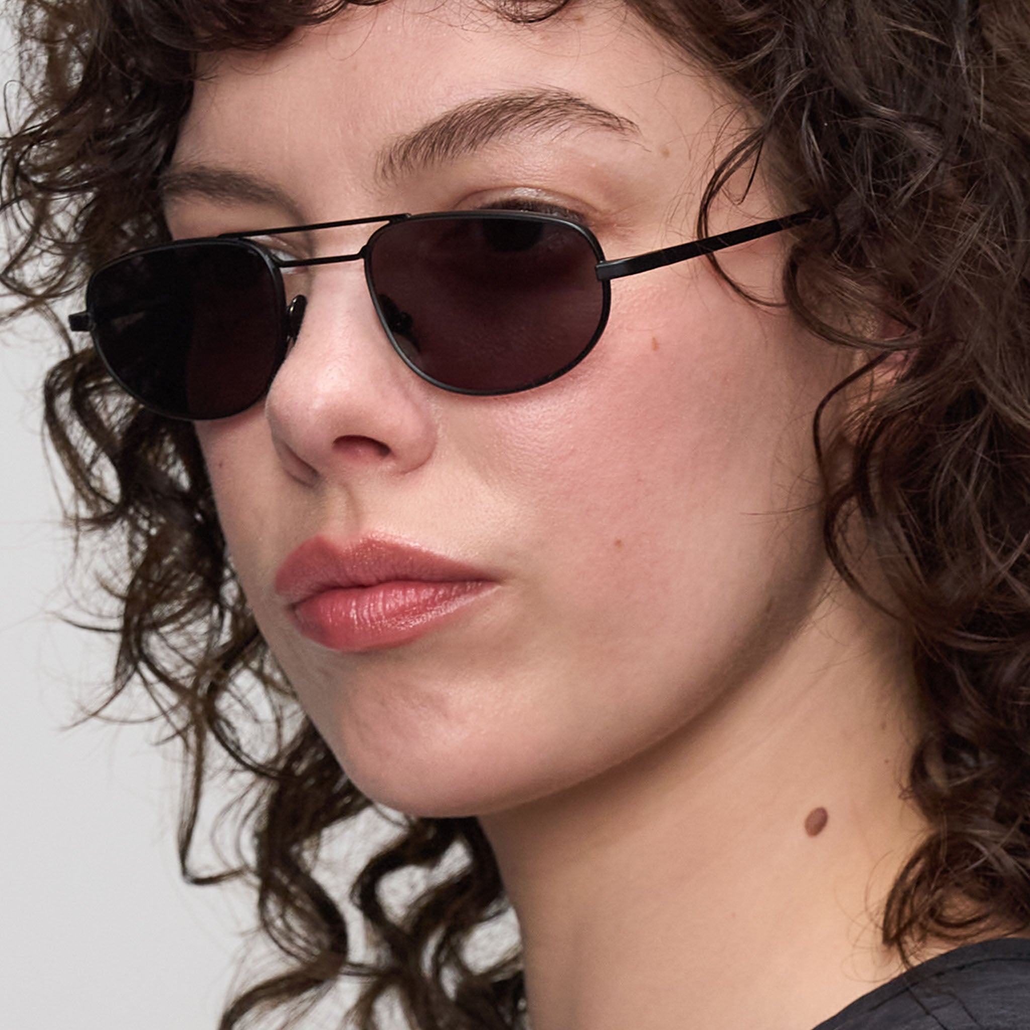 lilienthal-berlin-neo-wave-sonnenbrille-black-anthracite-gray image 4