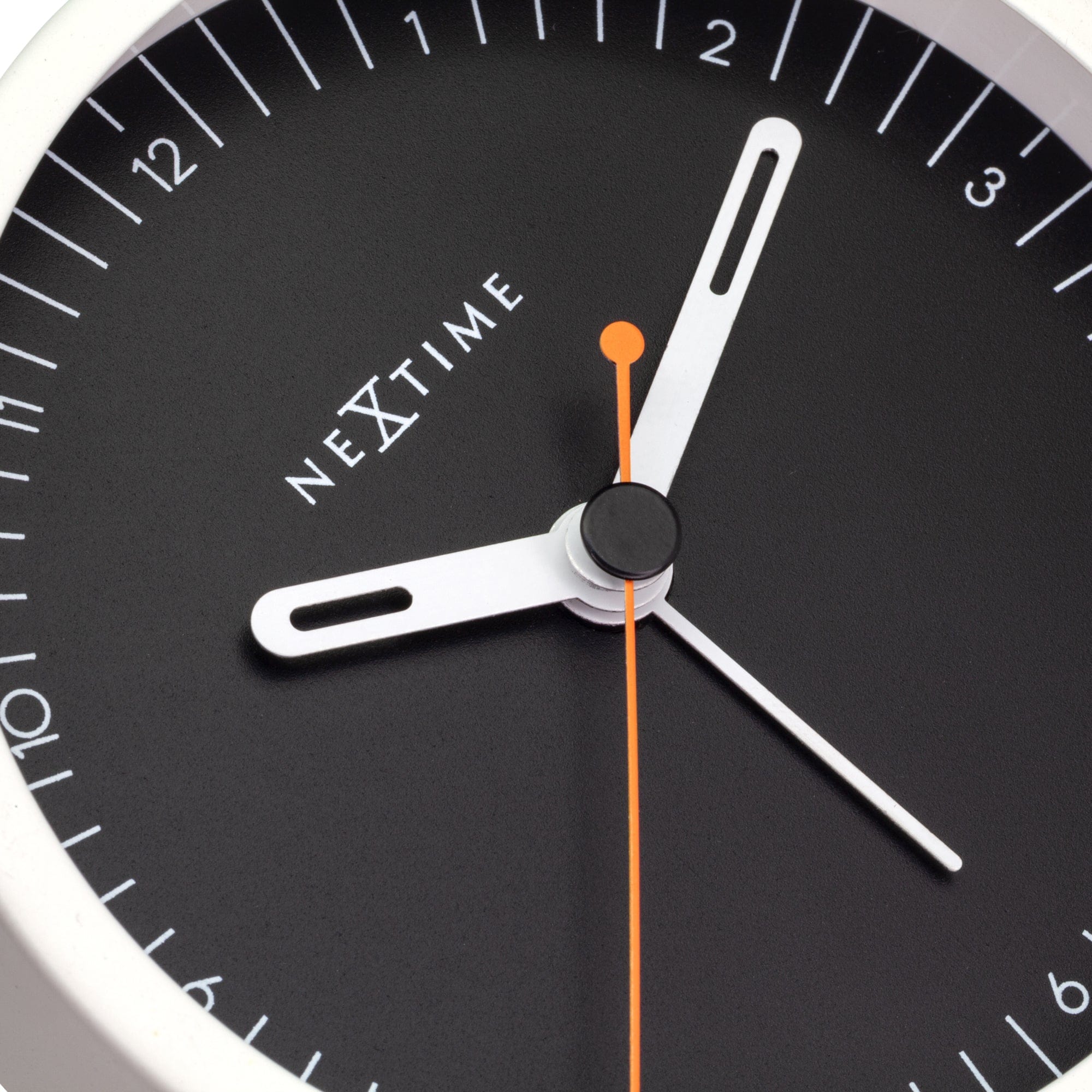 nextime-small-tischwecker-wecker-9x9x7-5-cm-lautlos-mit-licht-metall-wei image 3