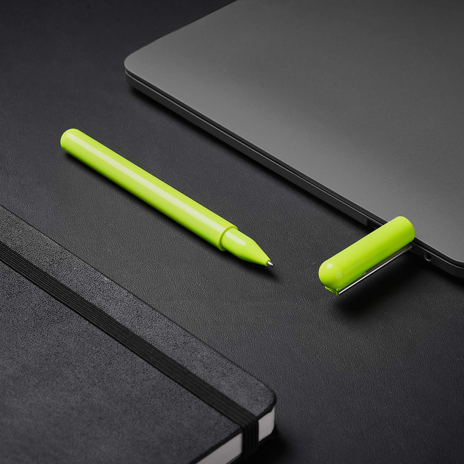 lexon-c-pen-kugelschreiber-mit-32-gb-usb-c-stick-rosso image 5