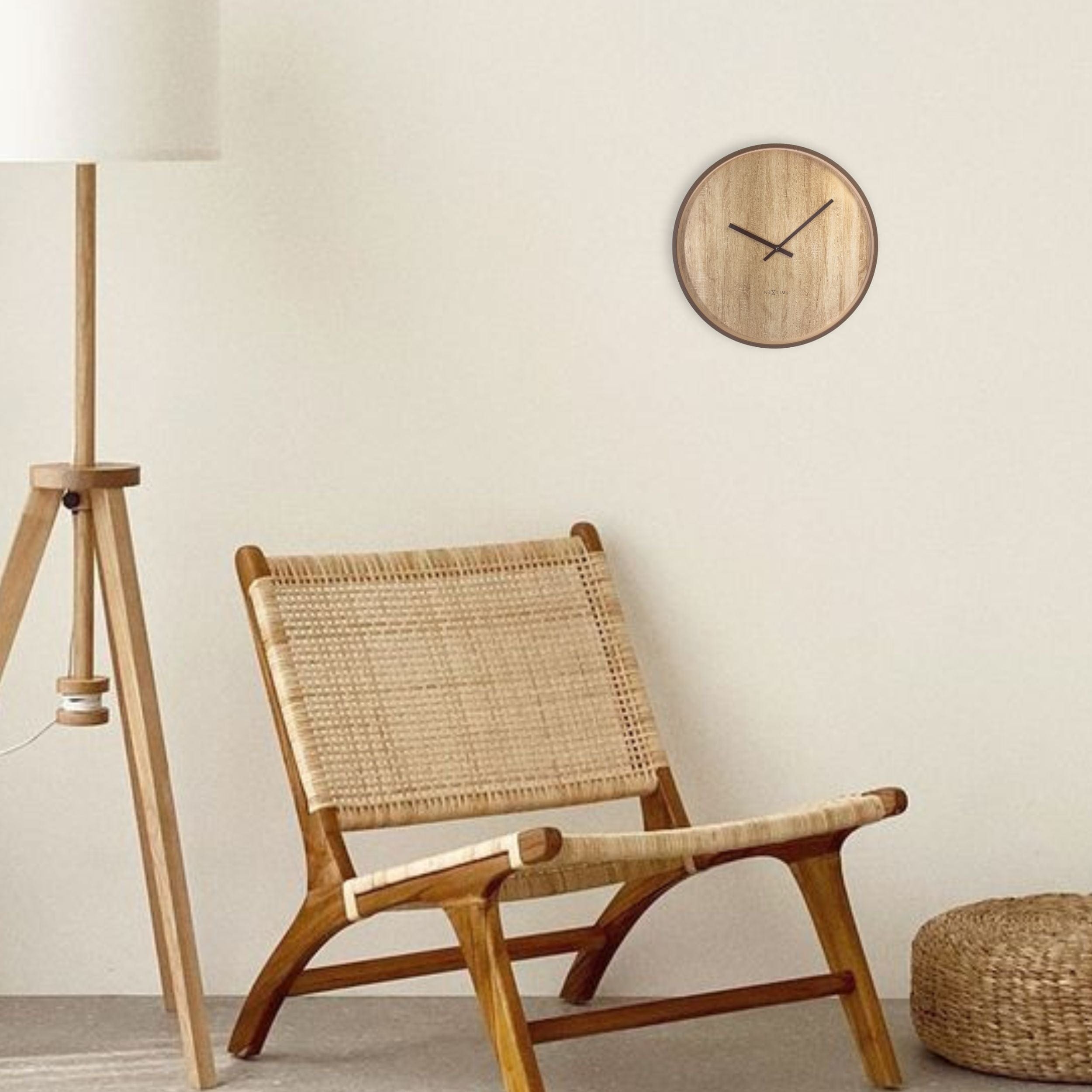 nextime-oslo-wanduhr-30-cm-kunststoff-walnuss-naturholz-lautlos image 6