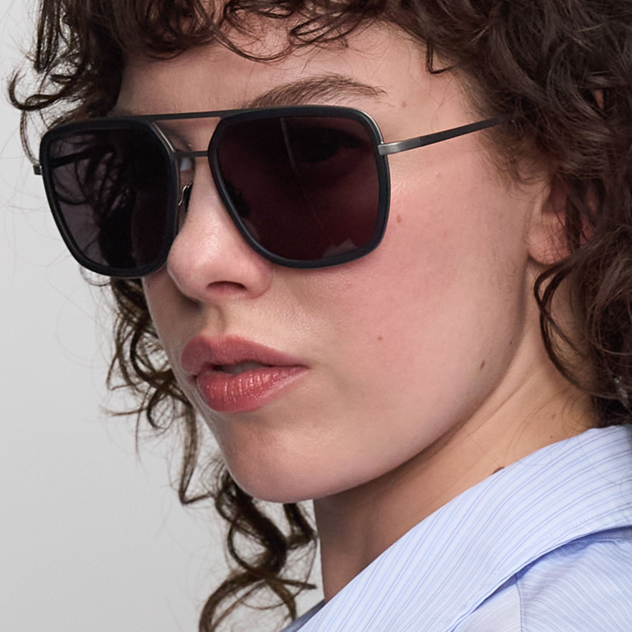 lilienthal-berlin-aero-funk-sonnenbrille-anthracite-black-gray image 4