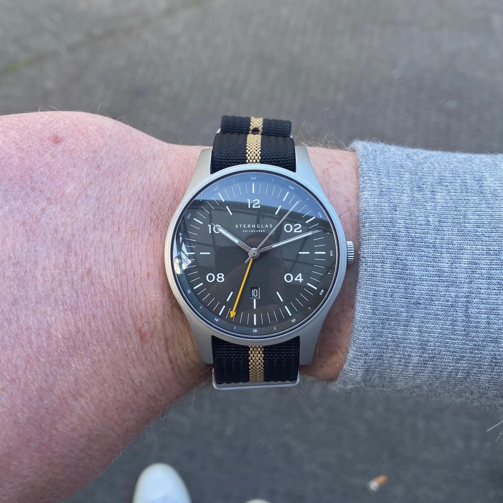 sternglas-taiga-gmt-field-schwarz-herrenuhr image 4