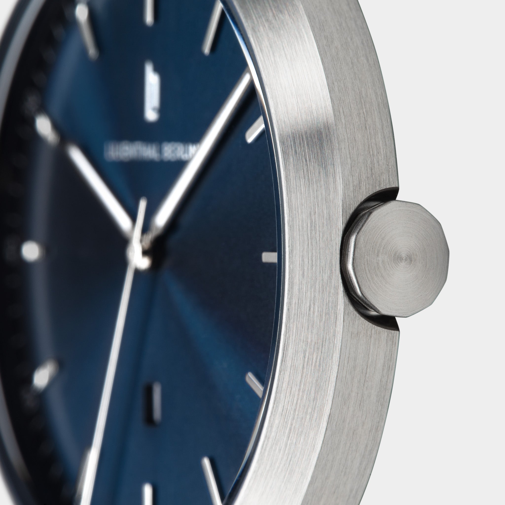 lilienthal-berlin-huxley-silver-blue-armbanduhr-40-mm-3 image 5