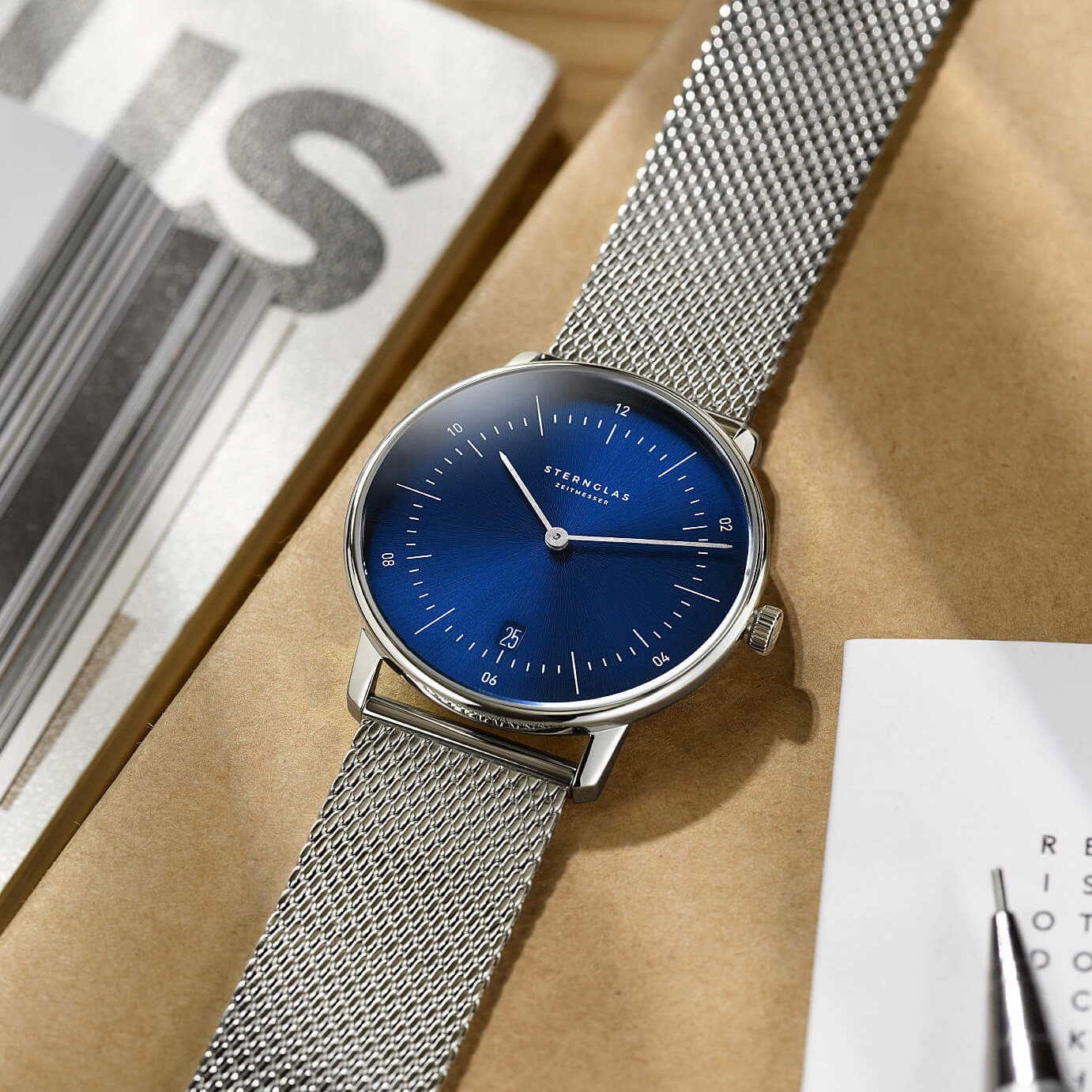 sternglas-naos-quarzuhr-38-mm-tiefblau-mit-edelstahlarmband image 4