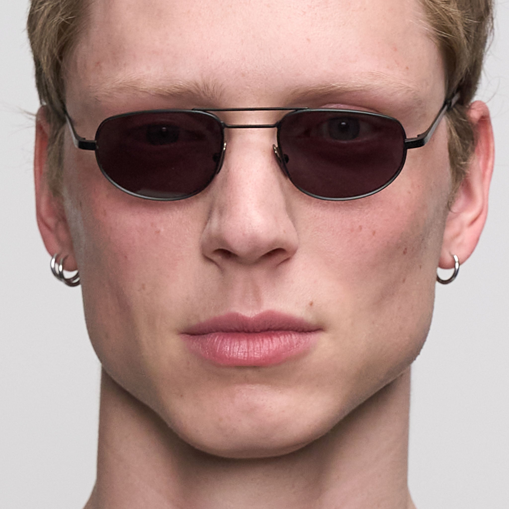 lilienthal-berlin-neo-wave-sonnenbrille-black-anthracite-gray image 3