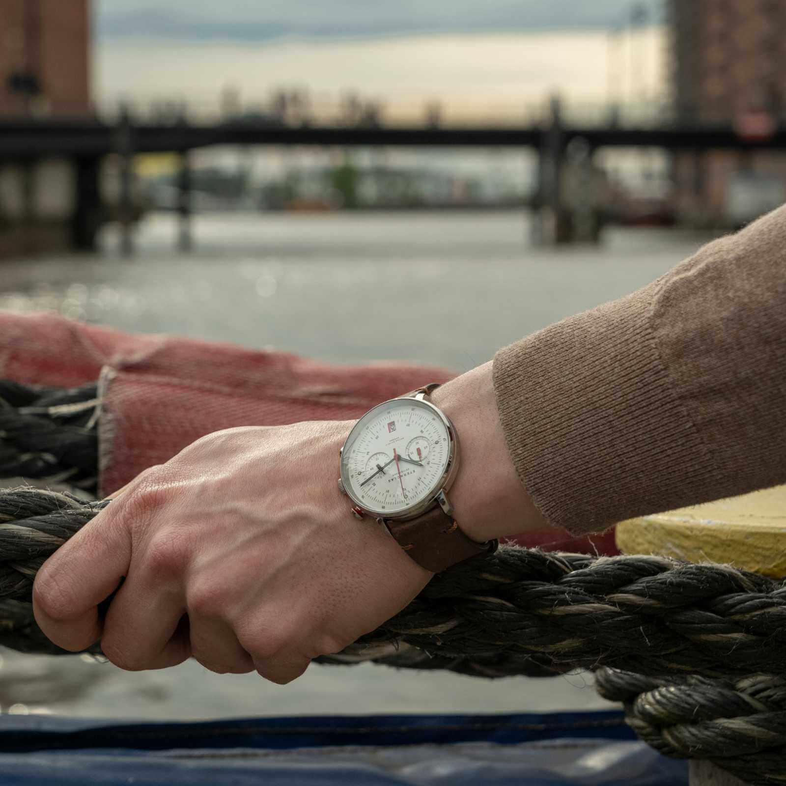 sternglas-hamburg-chrono-silber-42-mm-leder-chronograph image 8