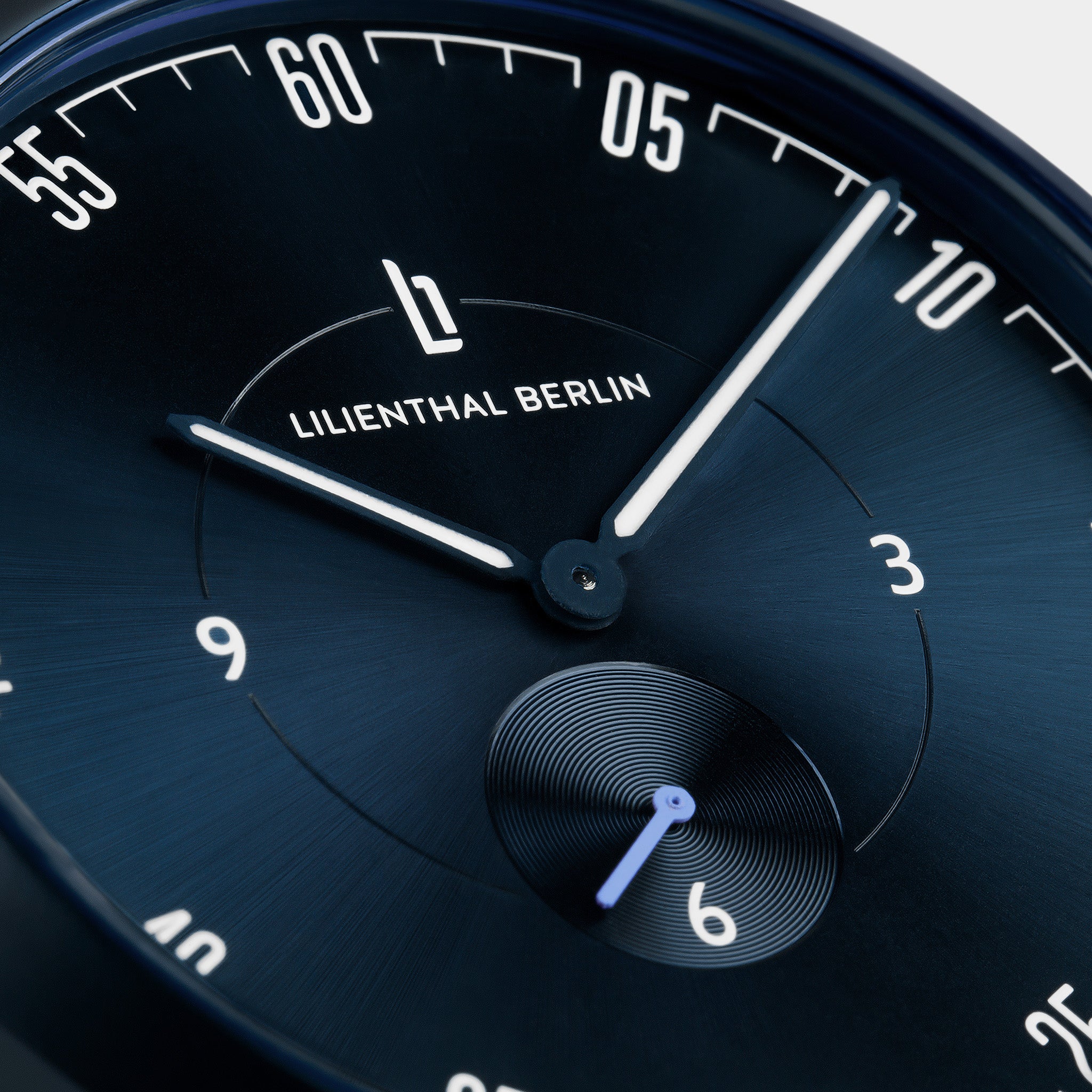 lilienthal-berlin-lilienthal-1-uhr-all-blue-42-5-mm image 4