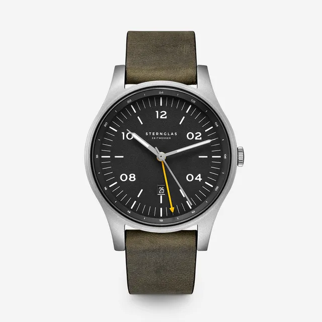 sternglas-taiga-gmt-vintage-herrenuhr-42-mm-leder image 1