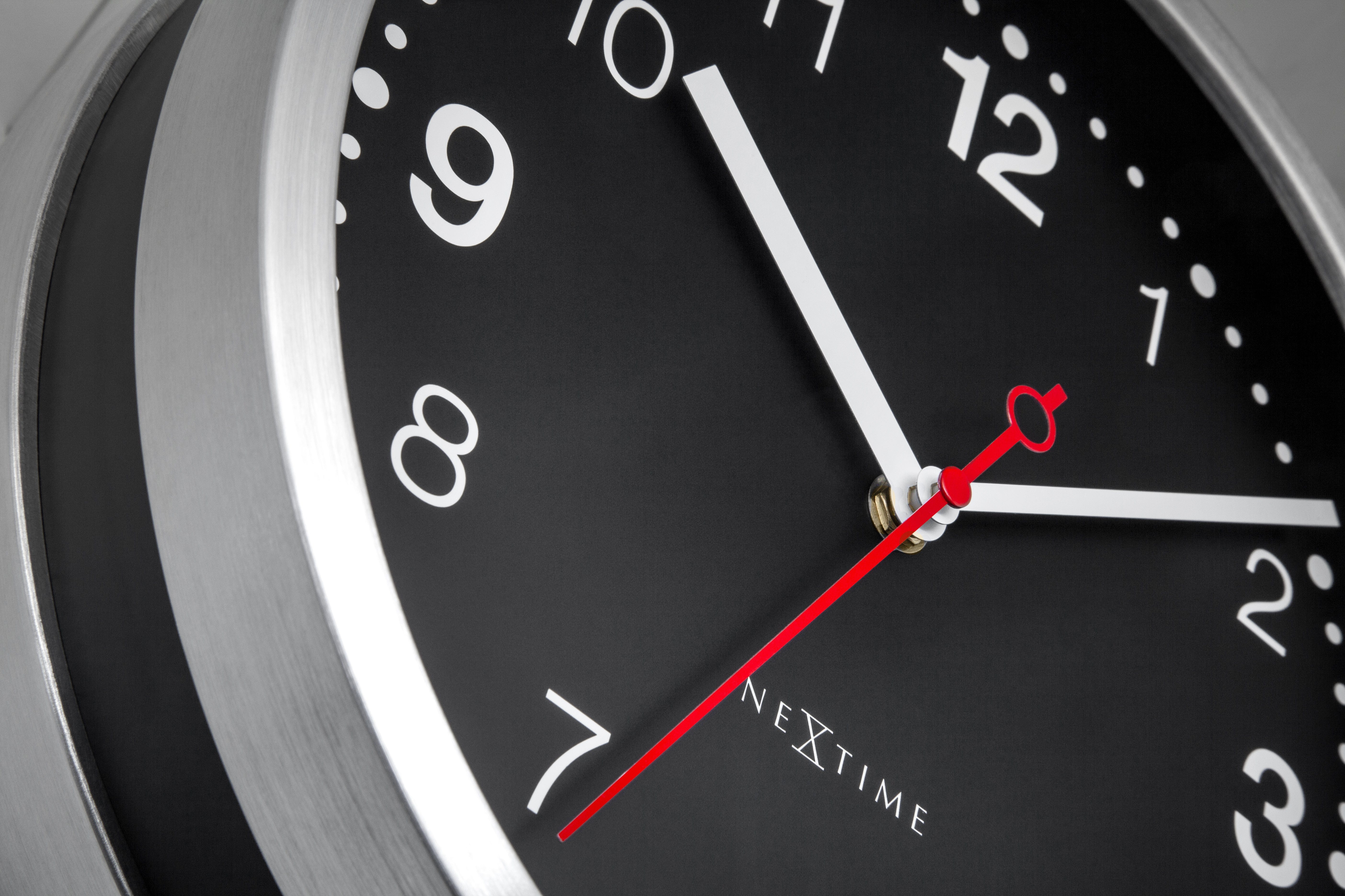 nextime-double-wanduhr-32-3-x-28-x-10-cm-aluminium-doppelseitig-schwarz-wei-leis image 6