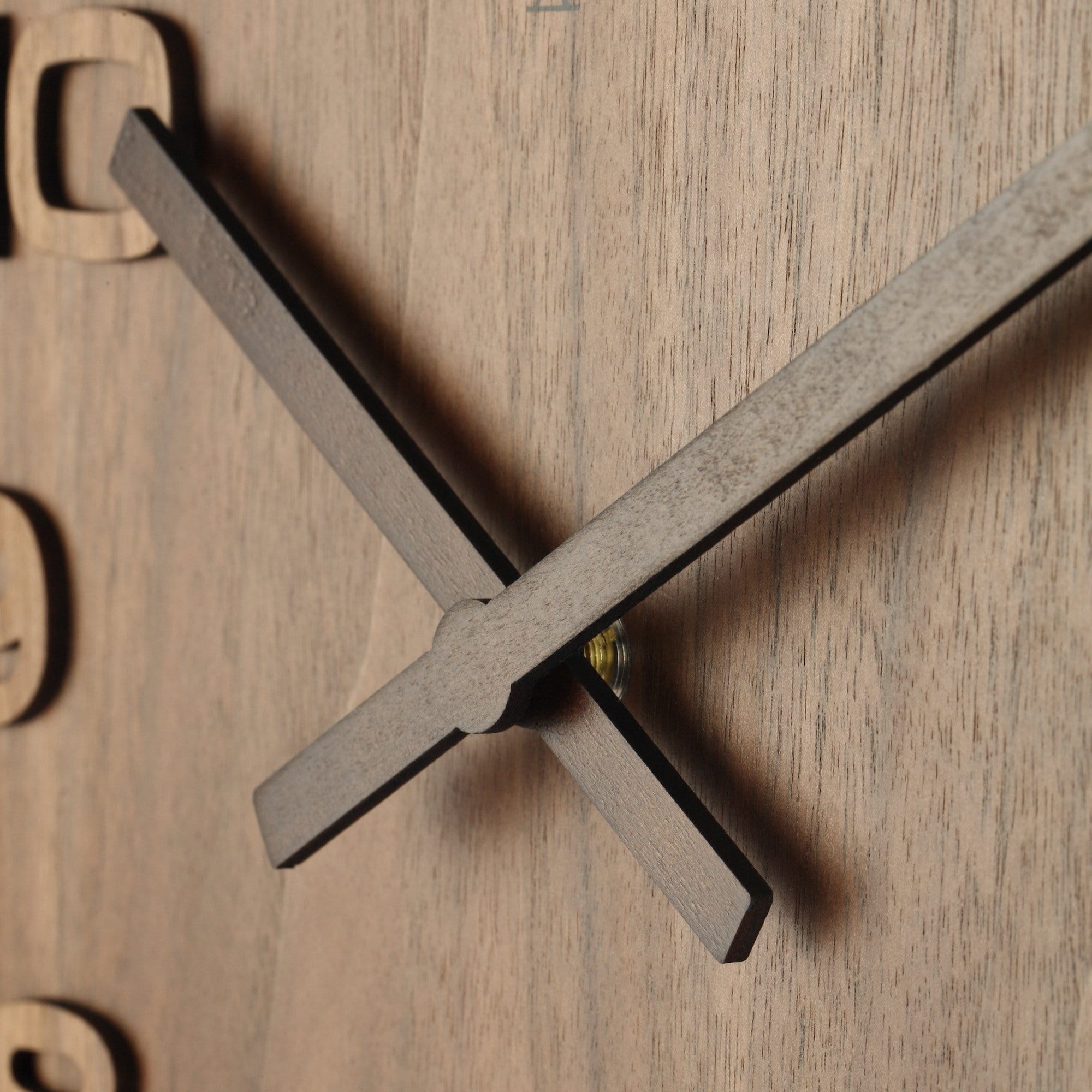 nextime-wood-wood-medium-wanduhr-35-cm-holz-braun image 4