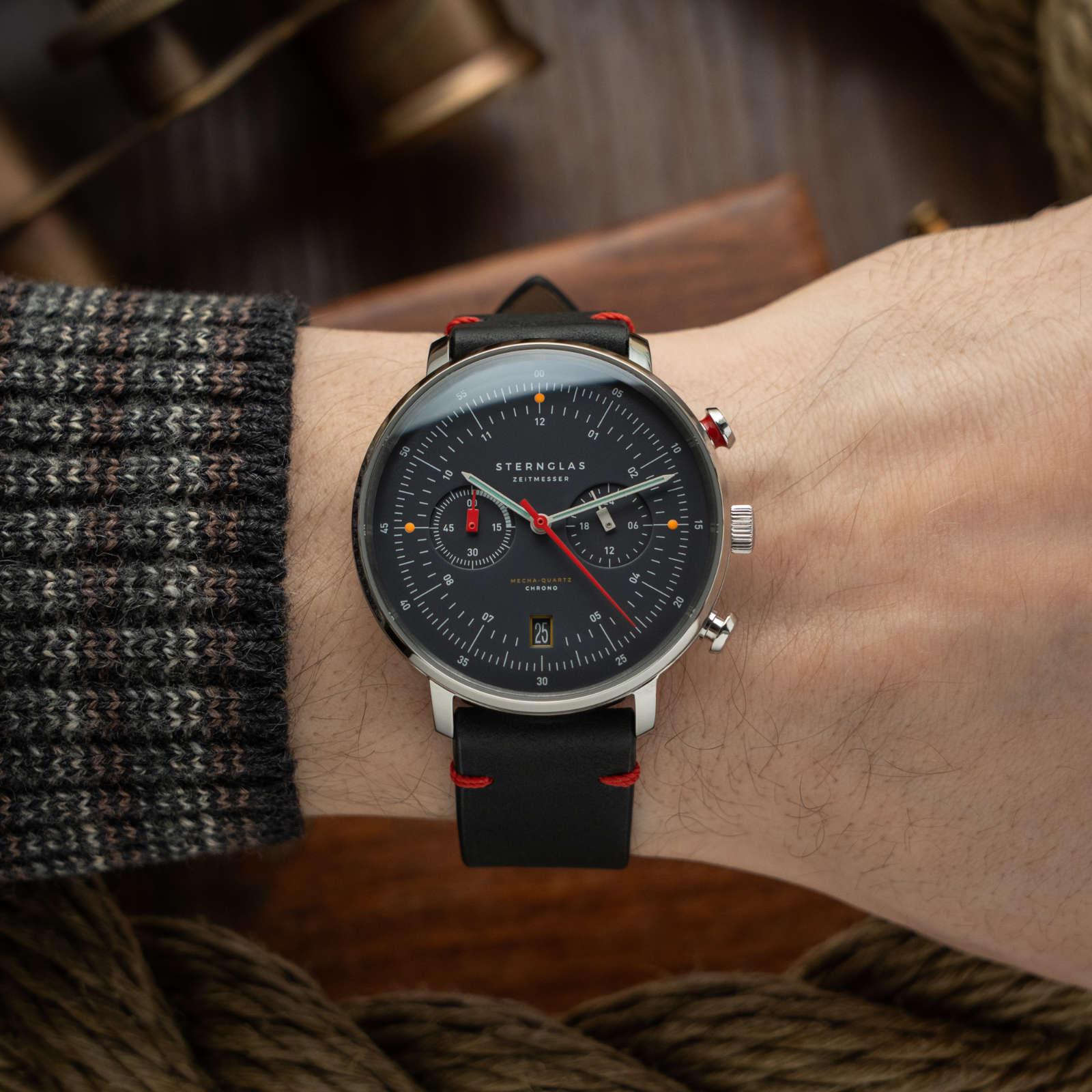 sternglas-hamburg-chrono-edition-neuwerk-chronograph-42-mm-leder-limitiert image 2