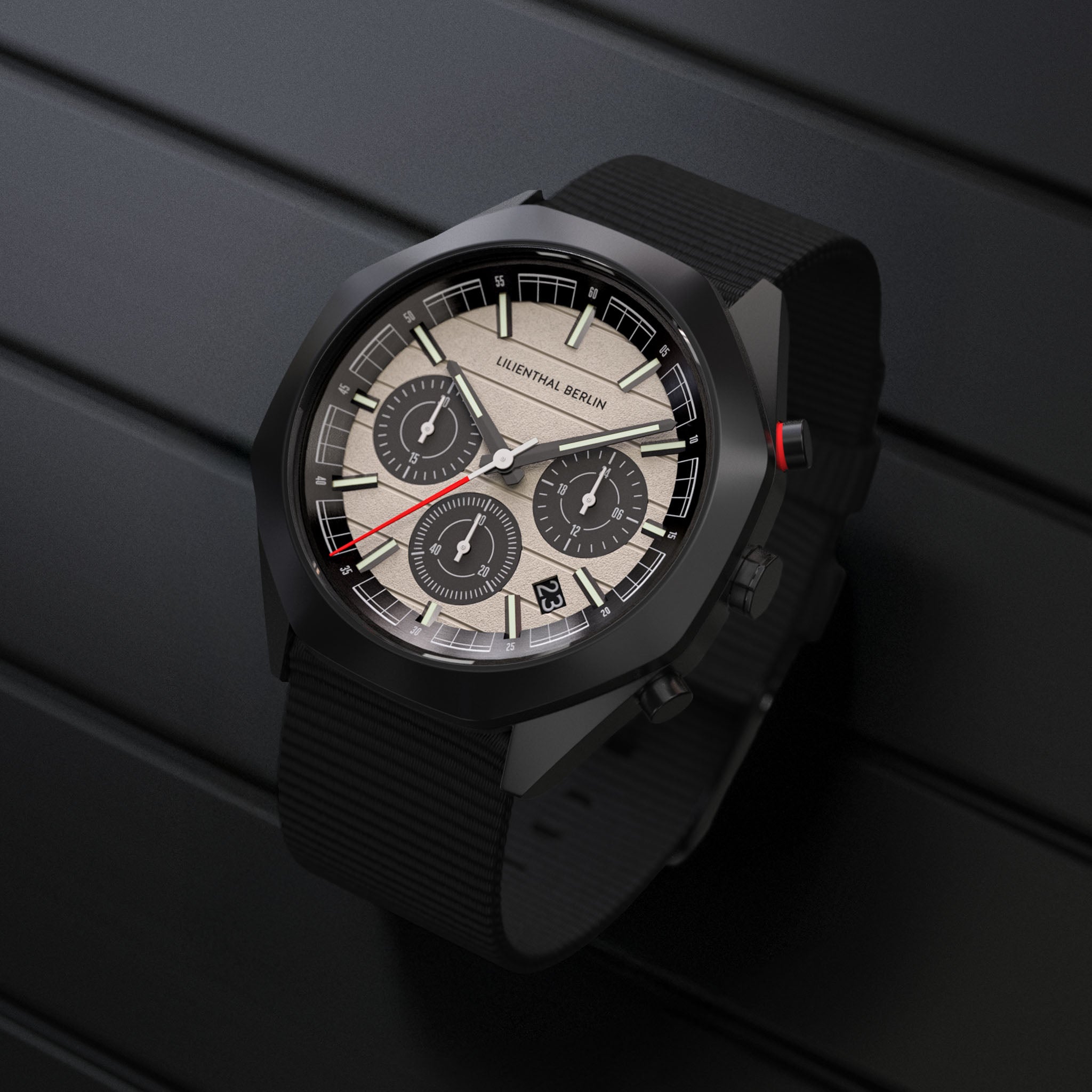 lilienthal-berlin-octachrono-chronograph-40-mm-black-sand-mit-pet-band image 3