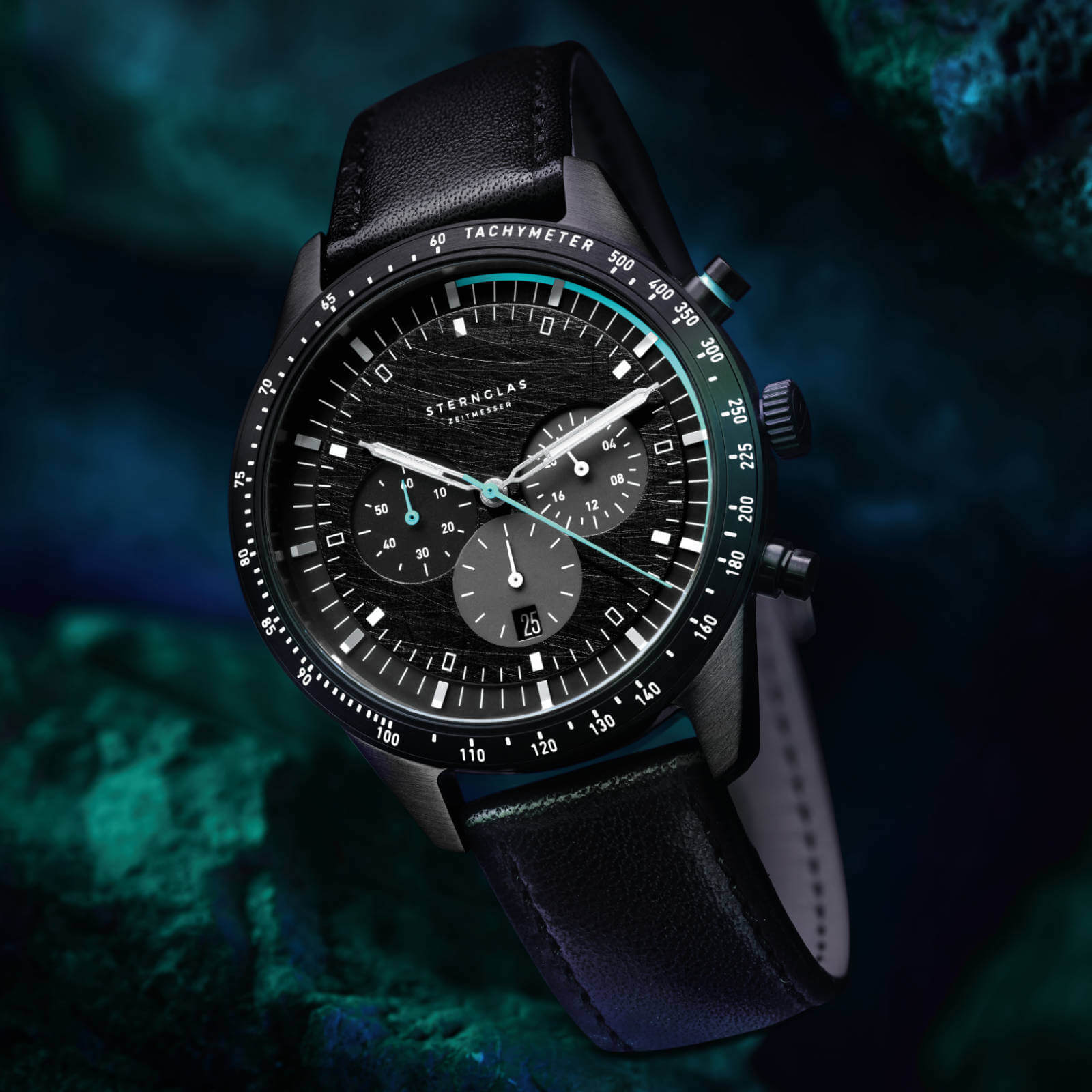 sternglas-tachymeter-edition-meteor-armbanduhr-42-mm-schwarz-pvd-leder image 4