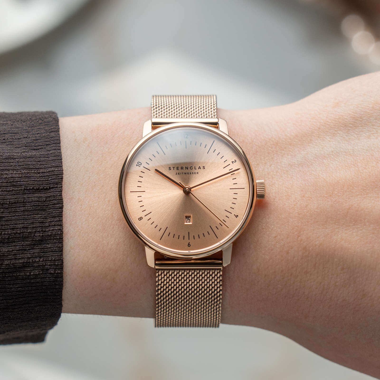 sternglas-naos-xs-edition-elyra-damenuhr-ros-gold-33-mm-leder image 2