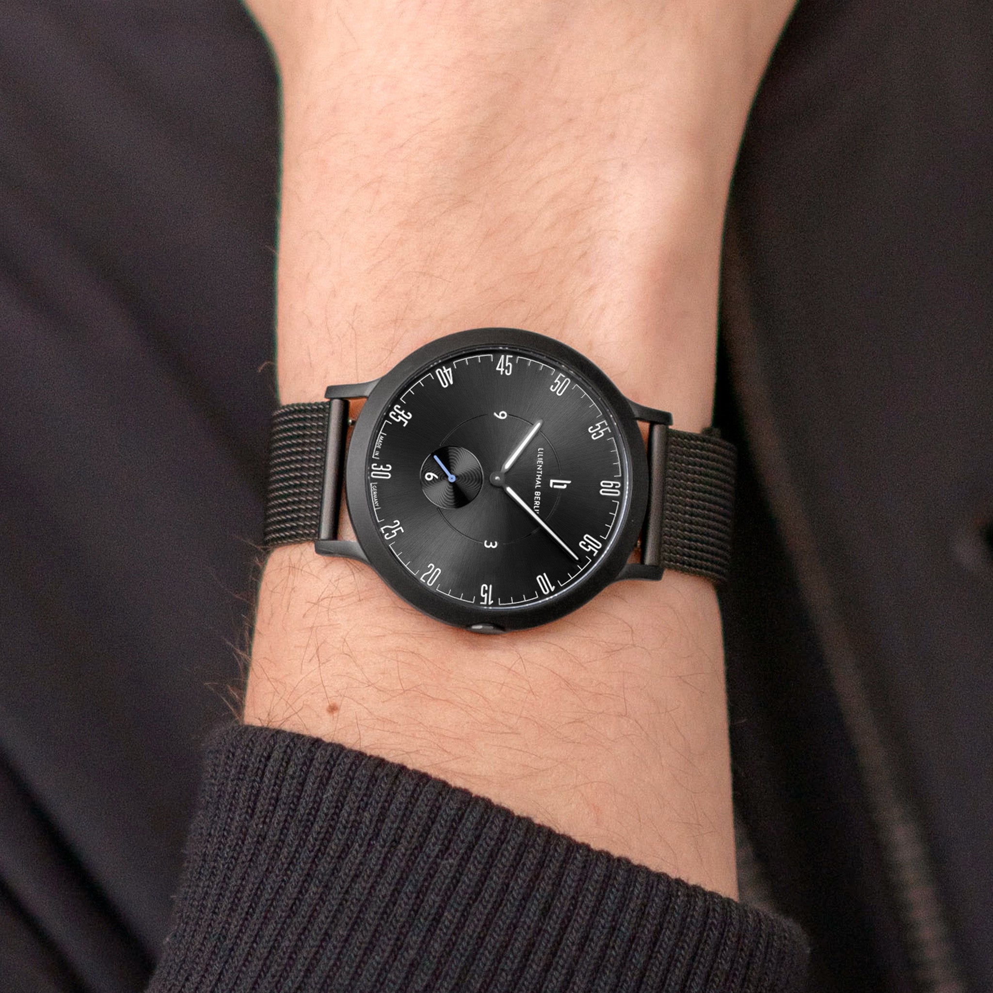lilienthal-berlin-lilienthal-1-armbanduhr-all-black-42-5-mm-3 image 8