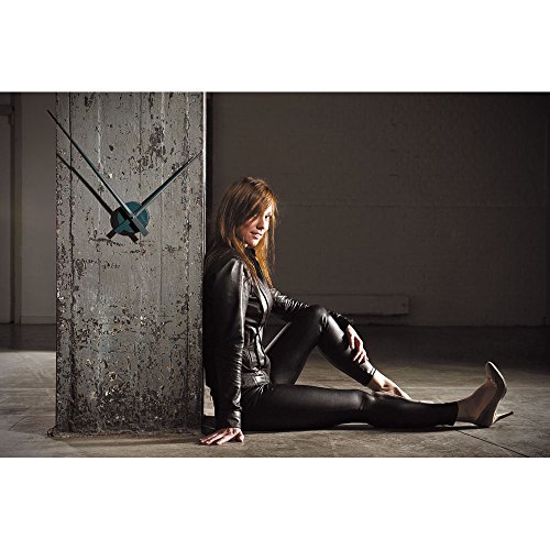 karlsson-little-big-time-mini-wanduhr-schwarz-44-cm image 7