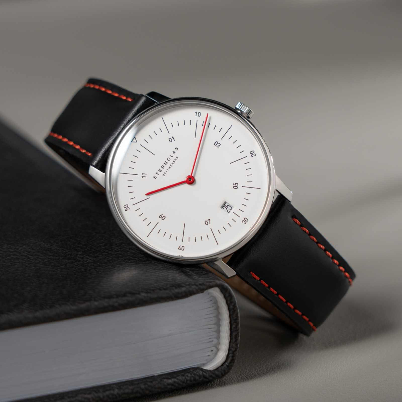 sternglas-naos-edition-bremen-herrenuhr-38-mm-rot image 4