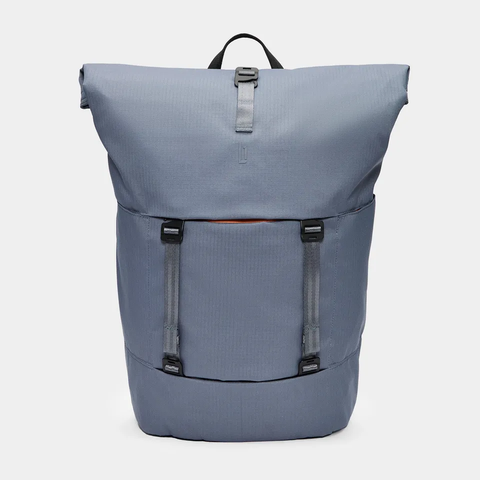 lilienthal-berlin-urbaneer-rolltop-rucksack-slate-blue image 1