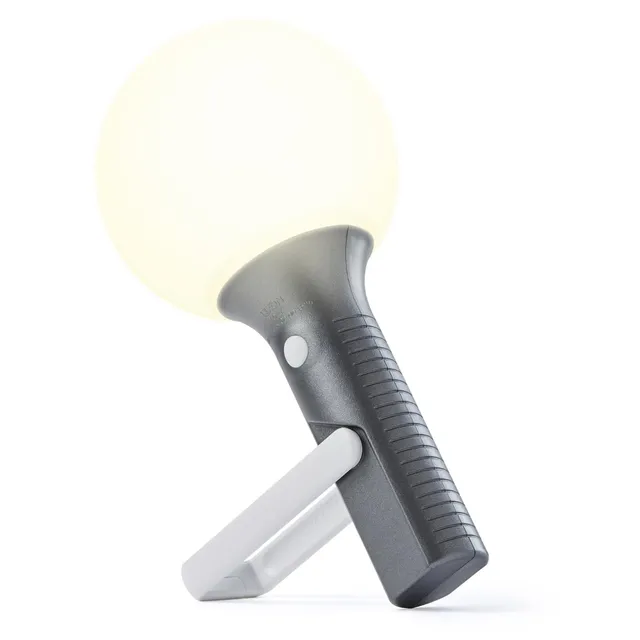 lexon-steli-led-leuchte-dunkles-metall-ipx4-mit-usb-c image 1
