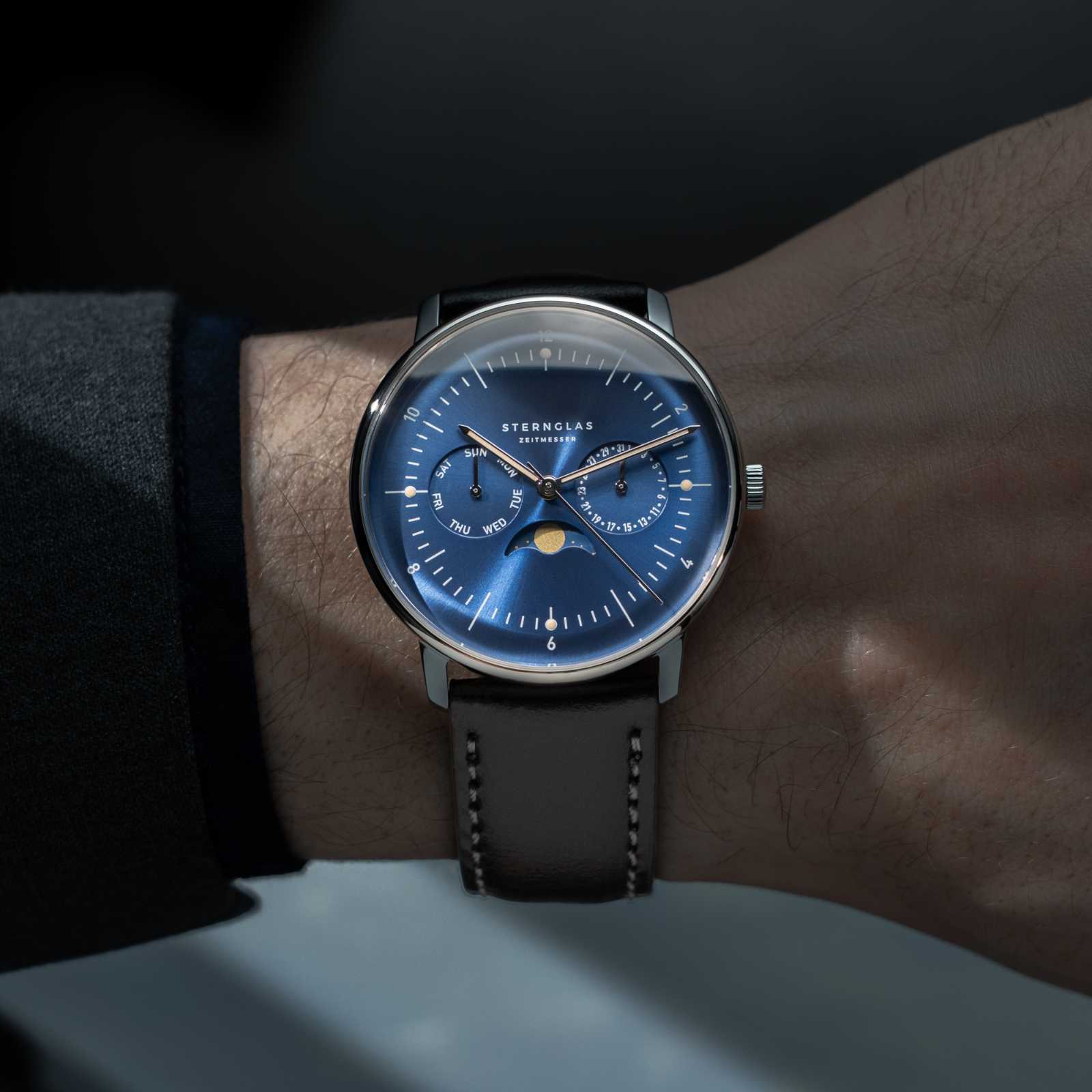 sternglas-naos-mondphase-herrenuhr-38-mm-leder-mitternachtsblau image 2