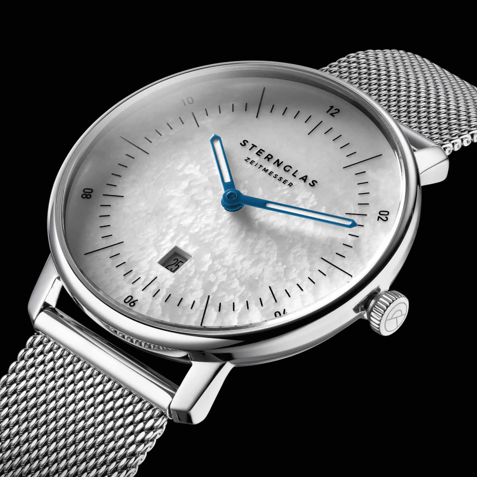 sternglas-naos-xs-edition-perlmutt-damenuhr-wei-33-mm-leder image 8