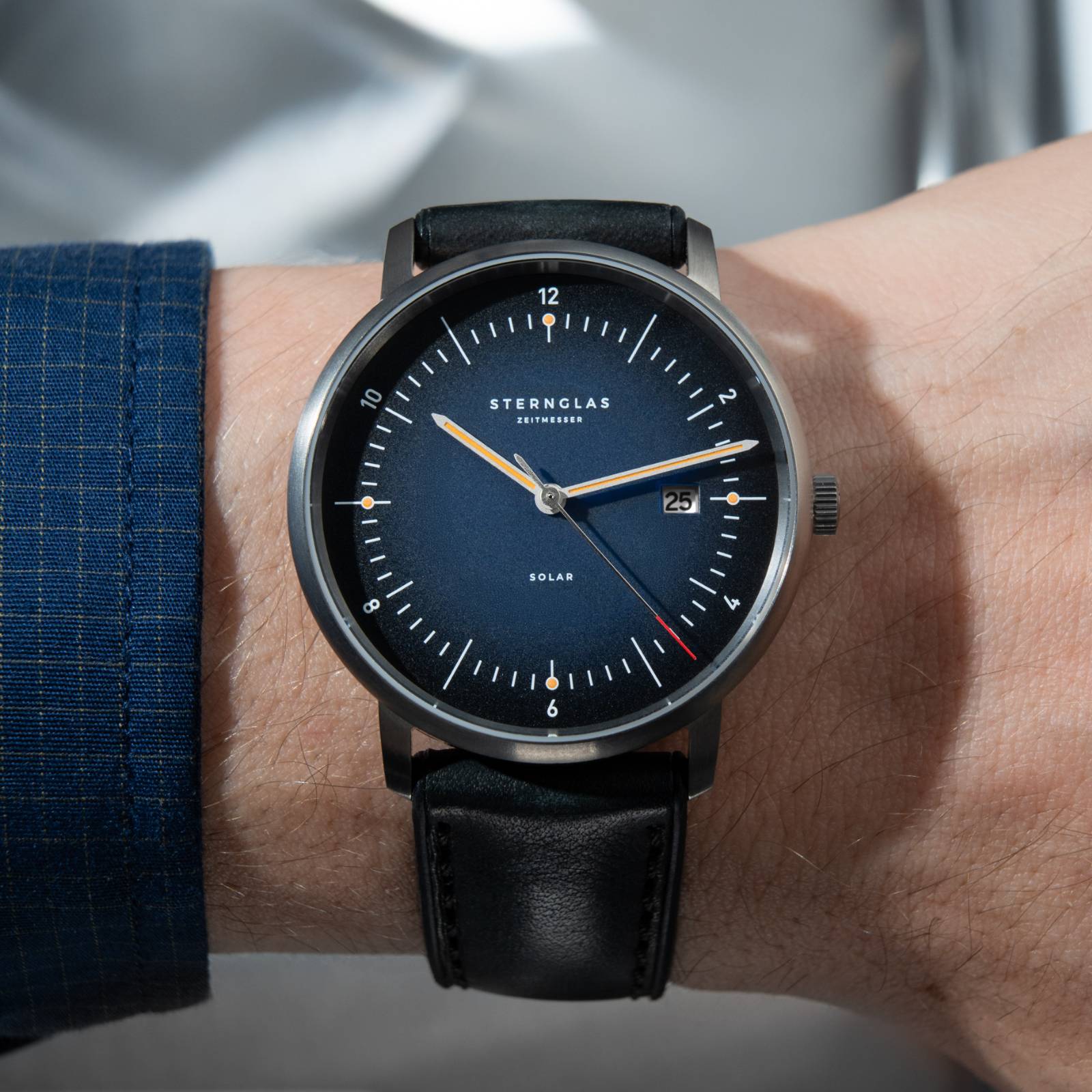 sternglas-naos-solar-edition-titan-herrenuhr-dunkelblau-38-mm image 2