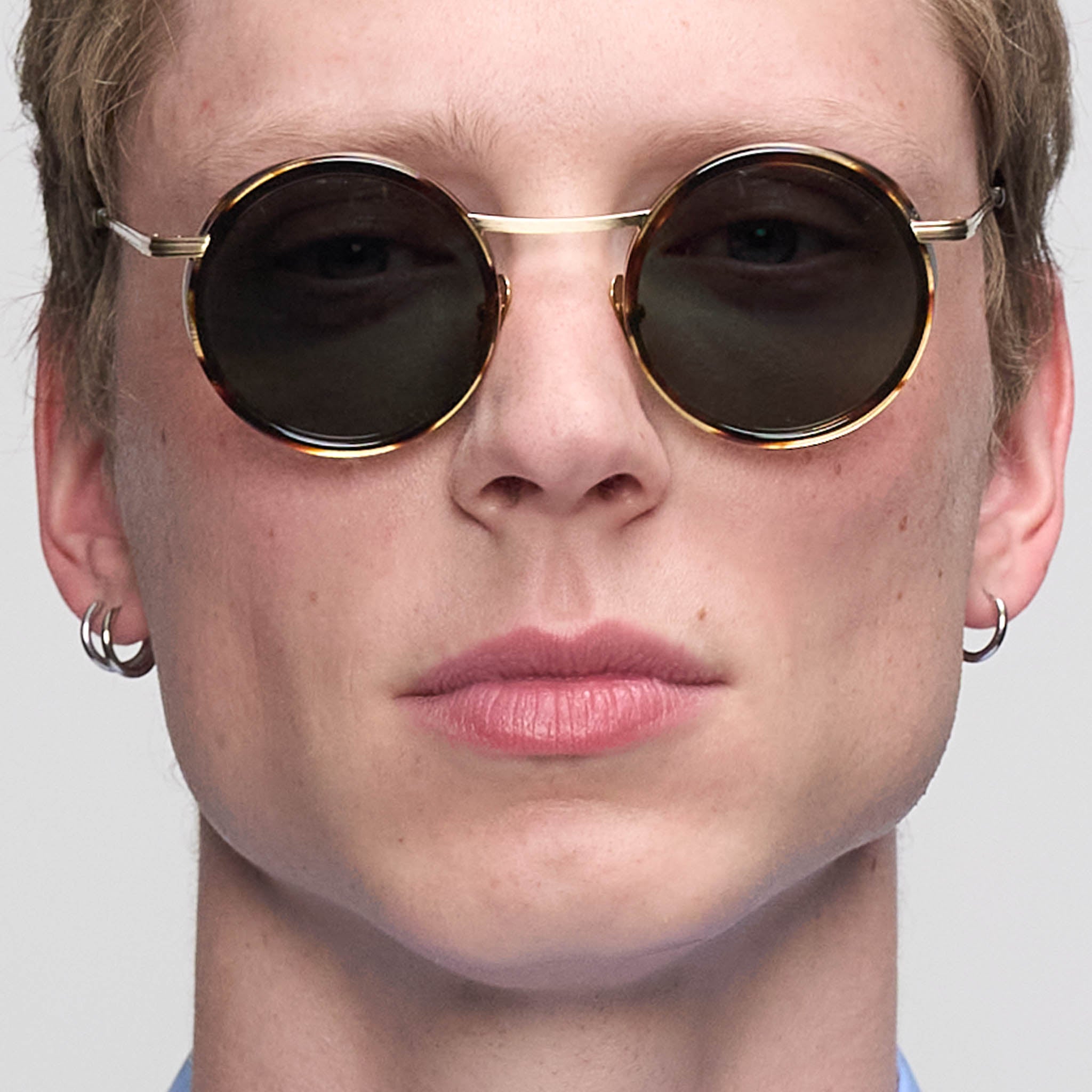 lilienthal-berlin-chillwave-brushed-gold-tortoise-green-sonnenbrille image 3