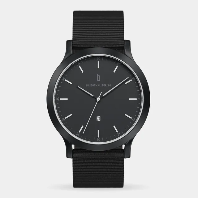 lilienthal-berlin-huxley-herrenuhr-black-white-5-atm image 1