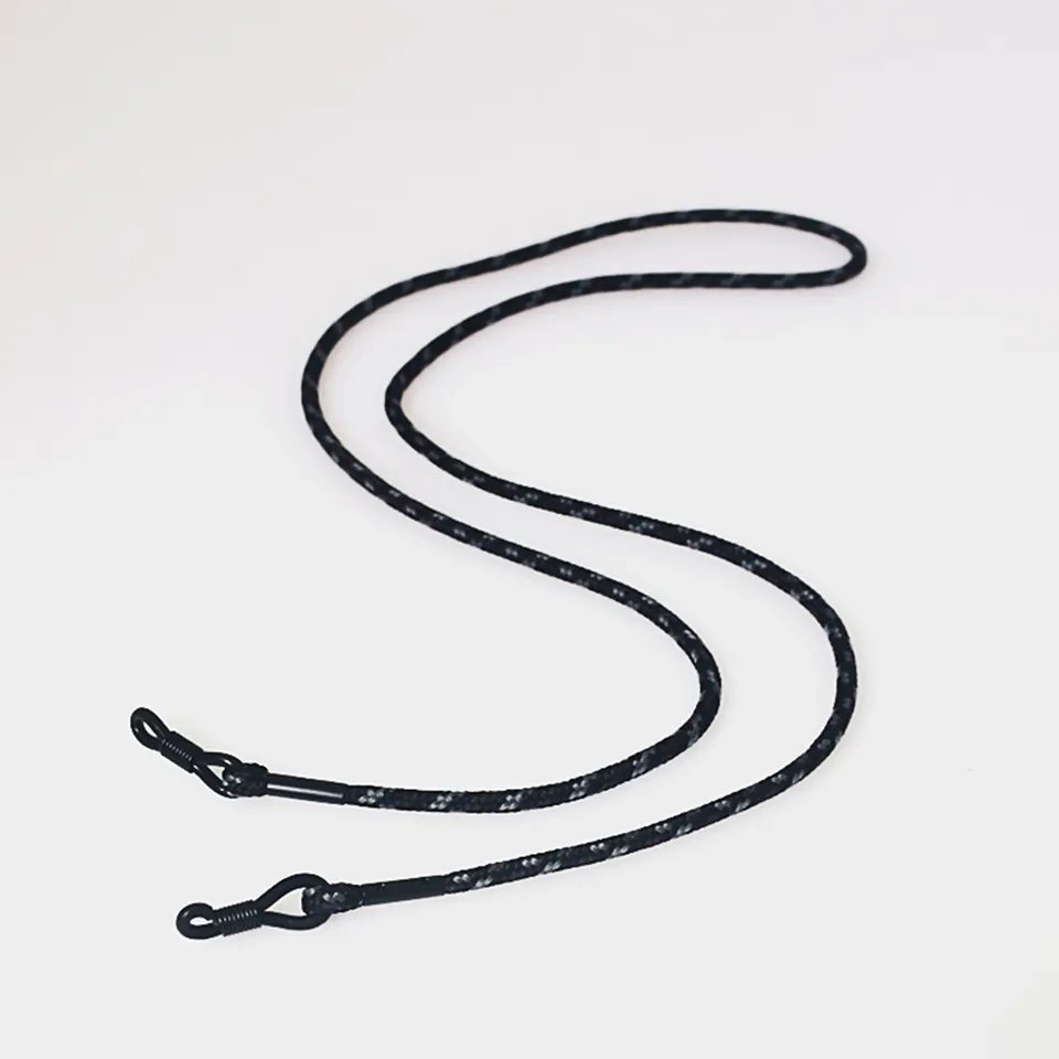 lilienthal-berlin-eyewear-strap-brillenband-anthrazit-verstellbare-gummiloops image 1