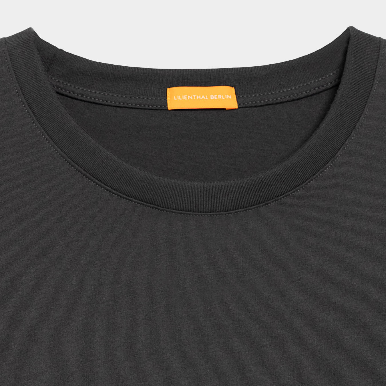 lilienthal-berlin-circular-t-shirt-dark-gray image 4