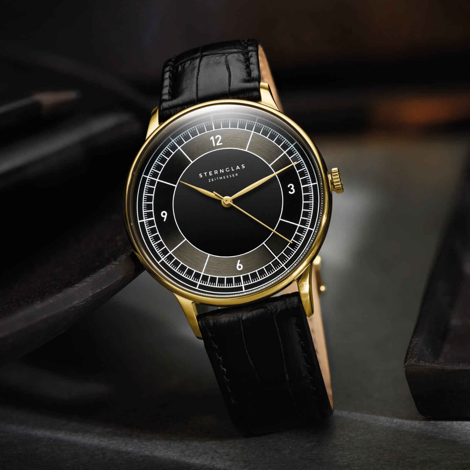 sternglas-sedius-herrenuhr-40mm-schwarz-leder image 4