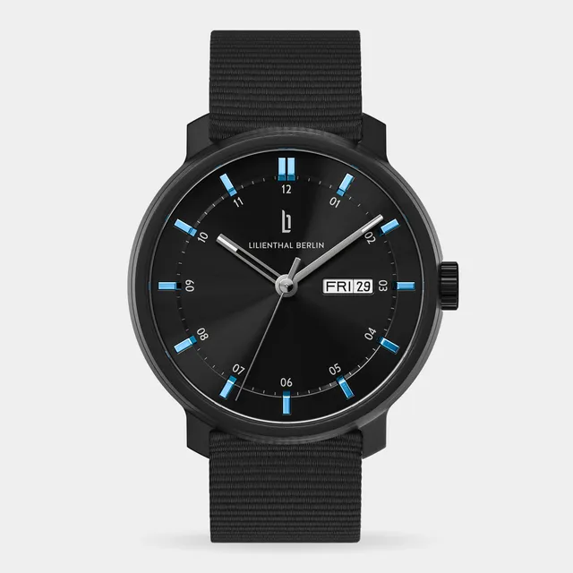 lilienthal-berlin-neolux-day-date-black-blue-automatik-herrenuhr-42-mm image 1