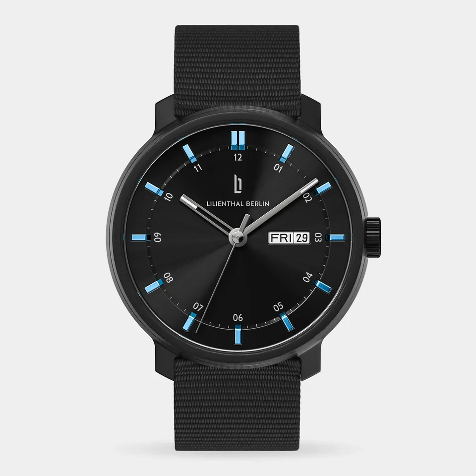 lilienthal-berlin-neolux-day-date-black-blue-automatik-herrenuhr-42-mm image 1