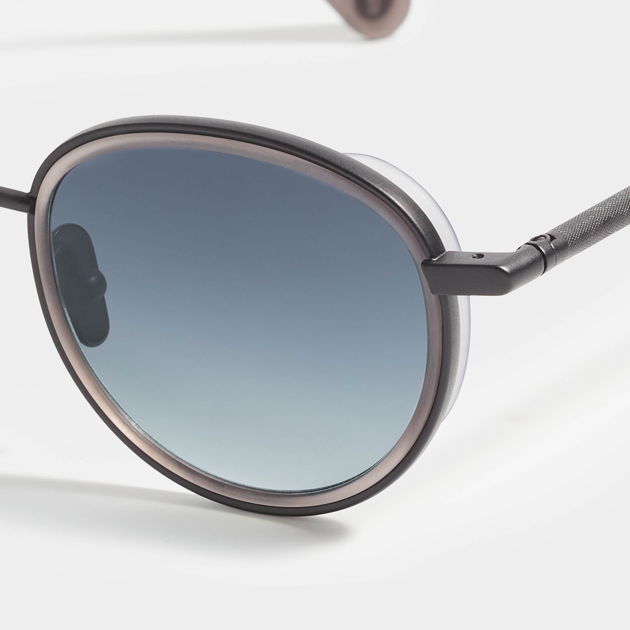 lilienthal-berlin-fusion-pop-sonnenbrille-black-gray-gray image 7